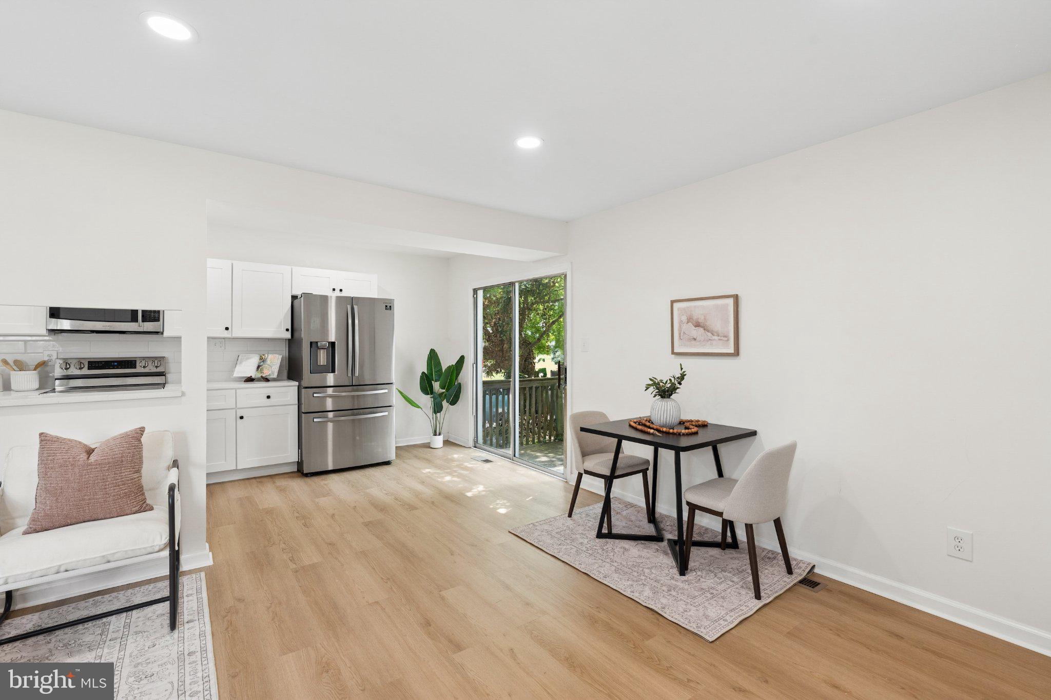 BROOKSHIRE - Residential