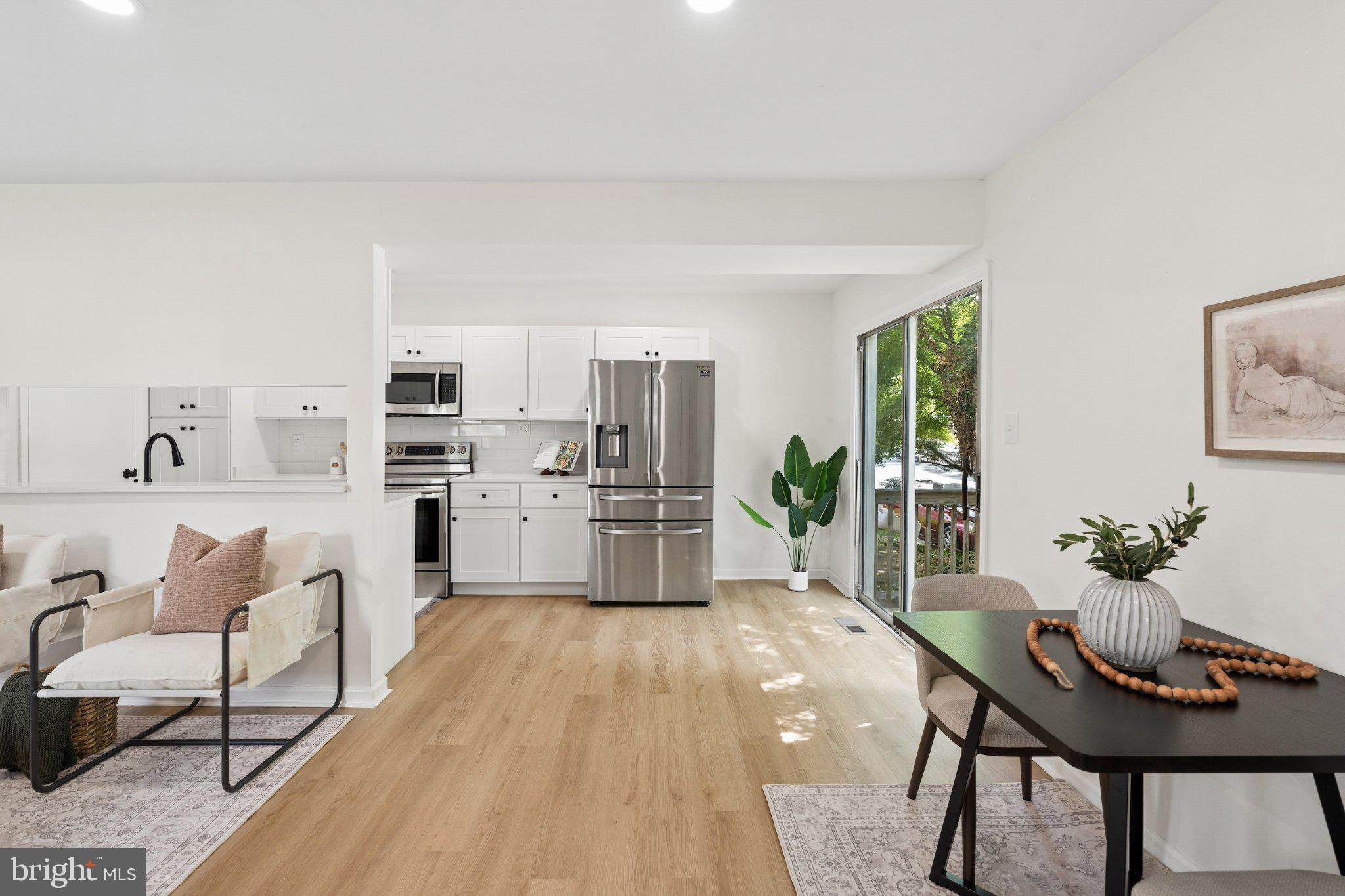 BROOKSHIRE - Residential