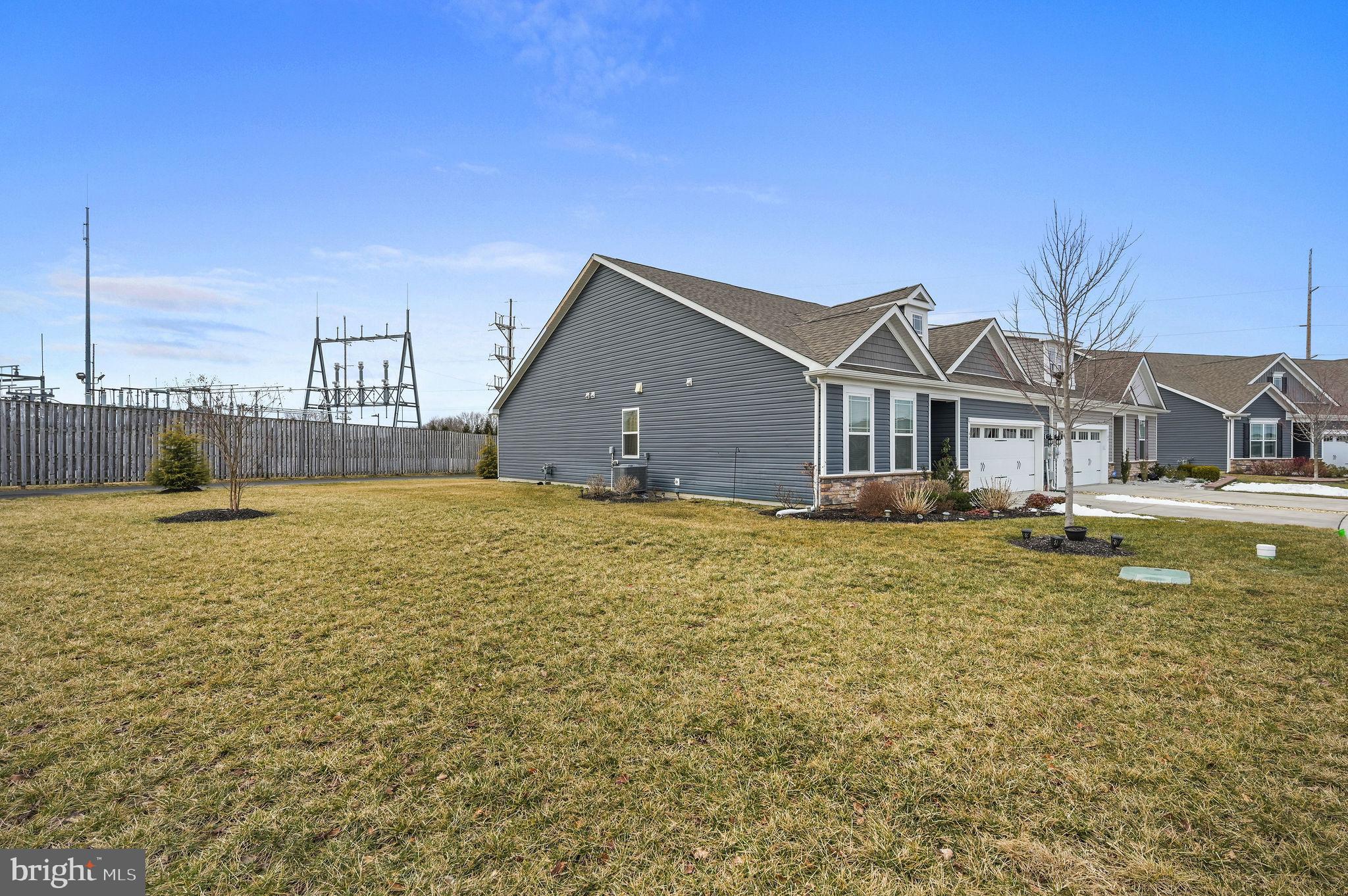 BERGMONT WOODS - Residential