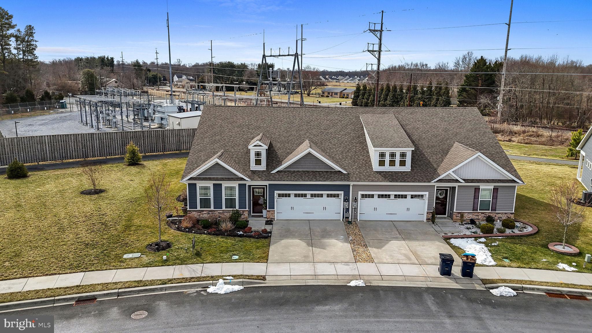 BERGMONT WOODS - Residential