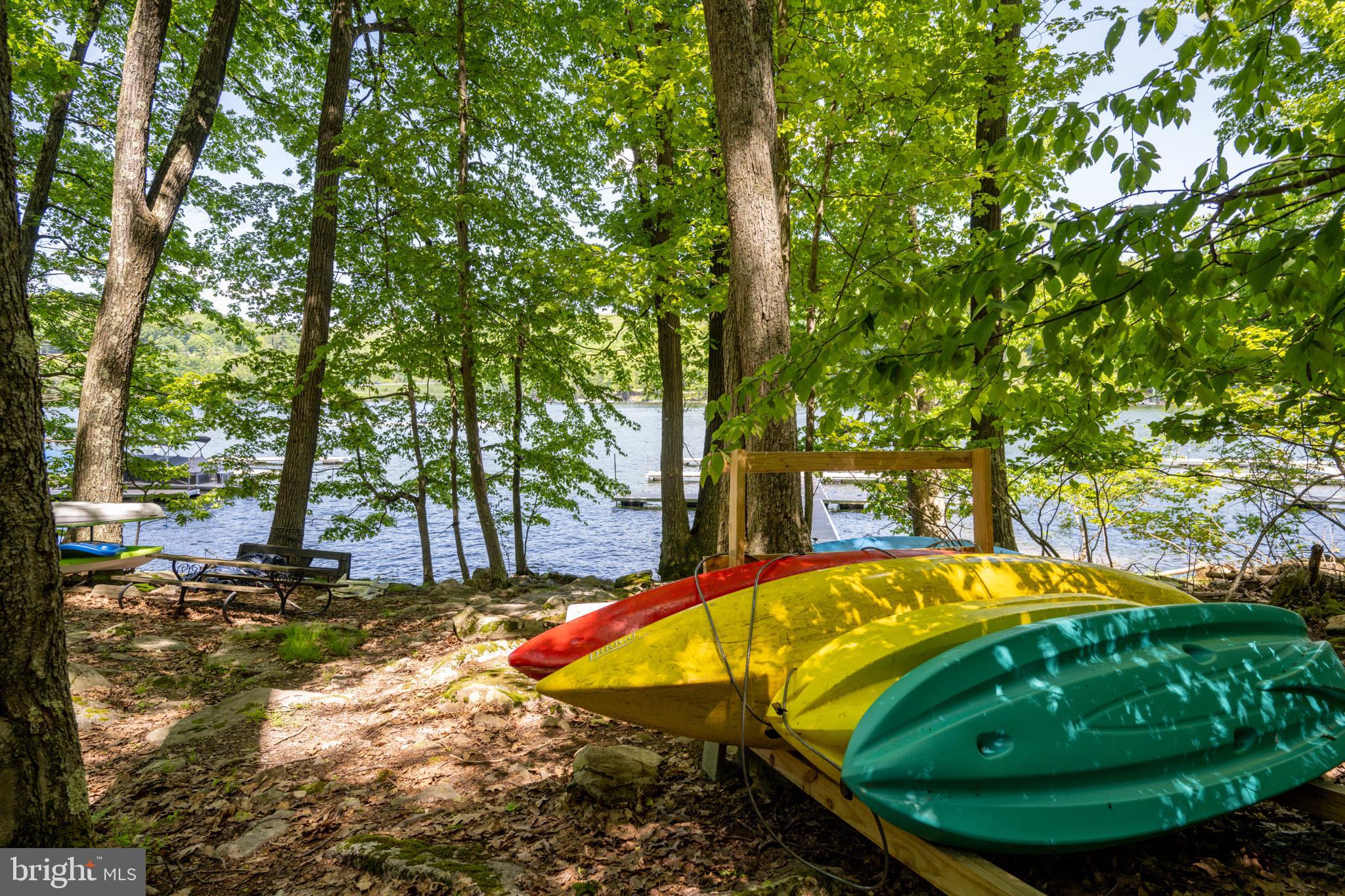 WATERSIDE AT WISP - Residential