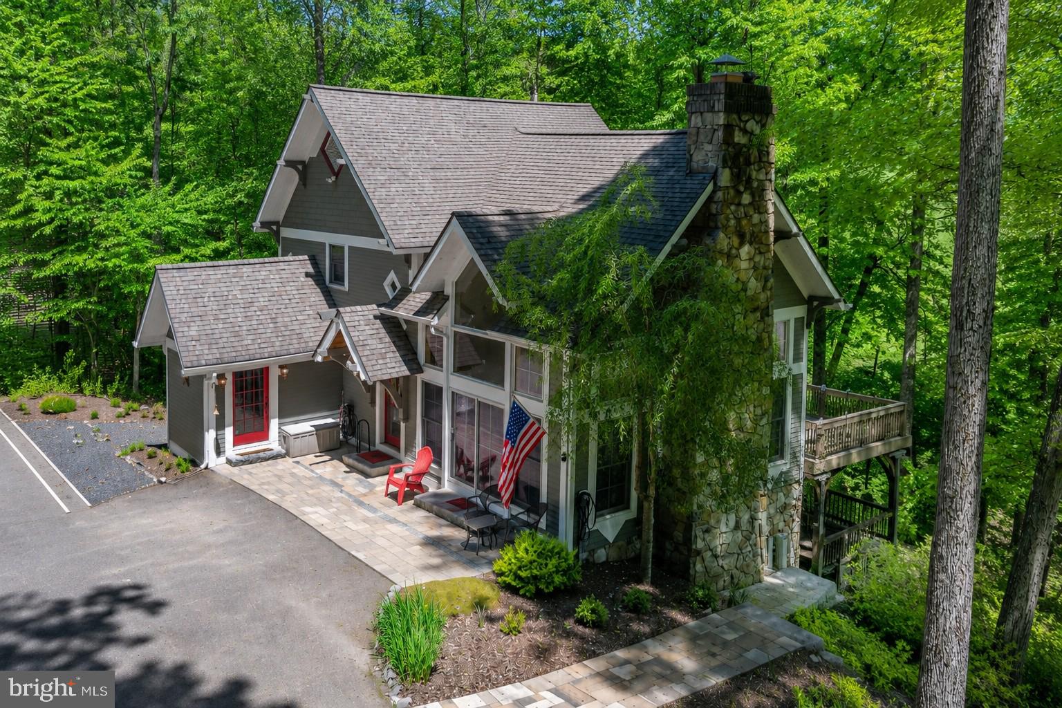 WATERSIDE AT WISP - Residential