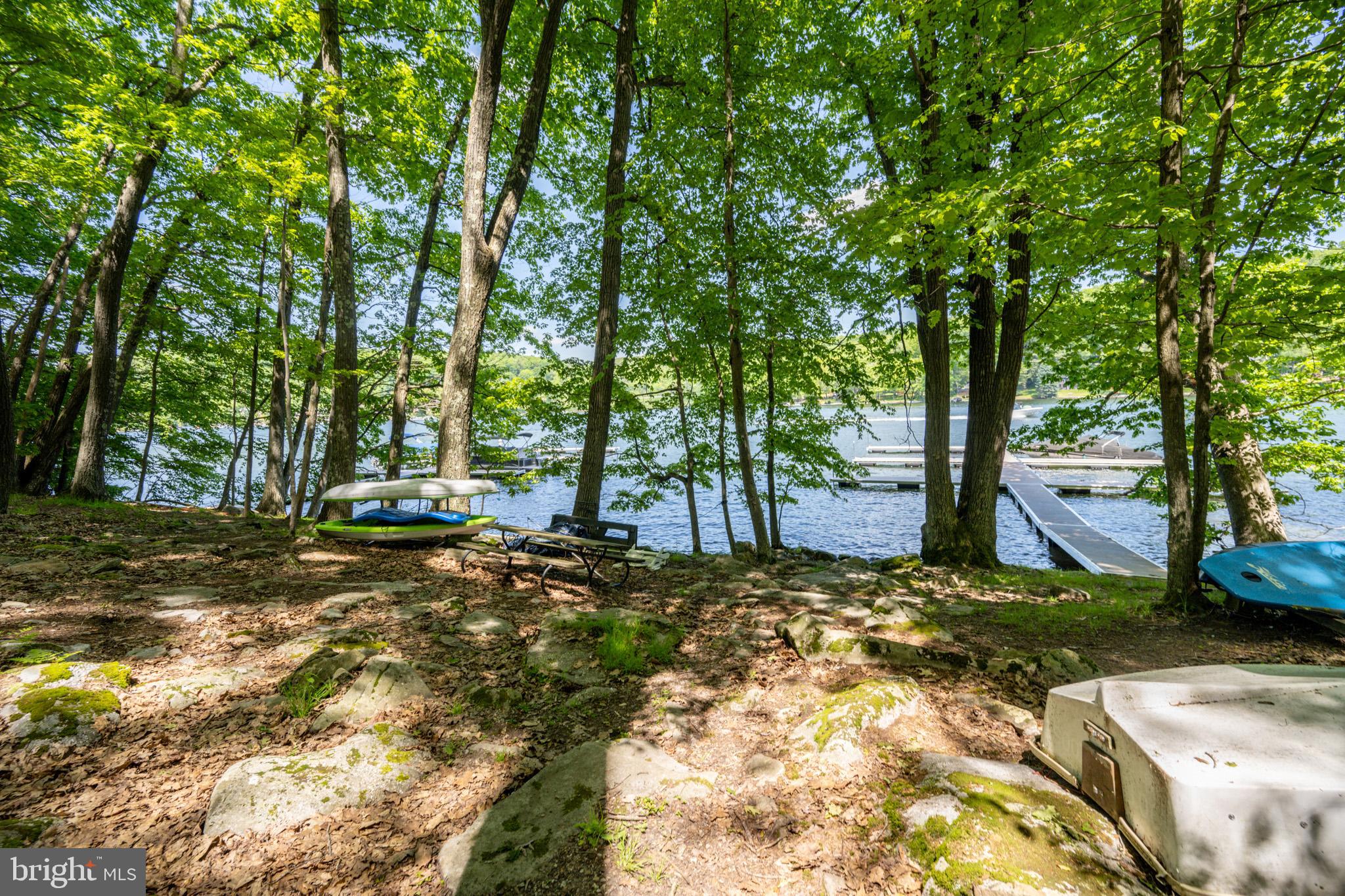 WATERSIDE AT WISP - Residential