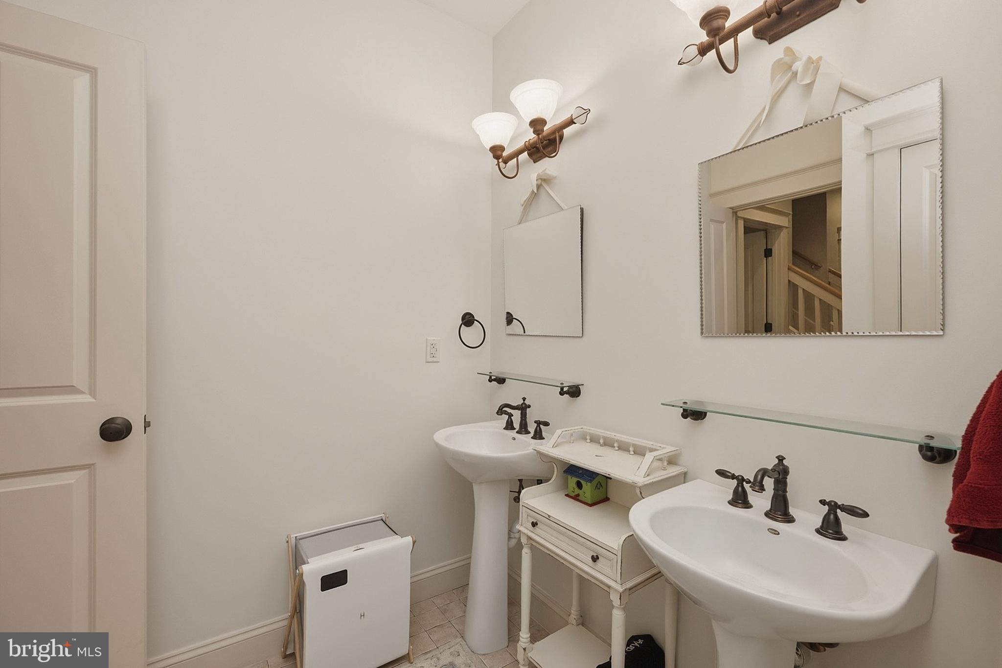 WATERSIDE AT WISP - Residential