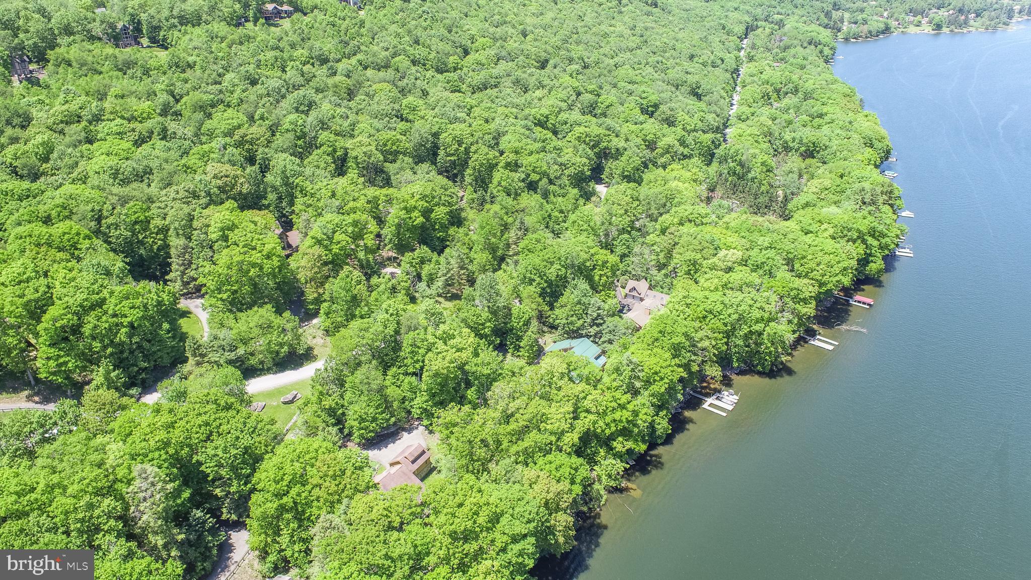 WATERSIDE AT WISP - Residential