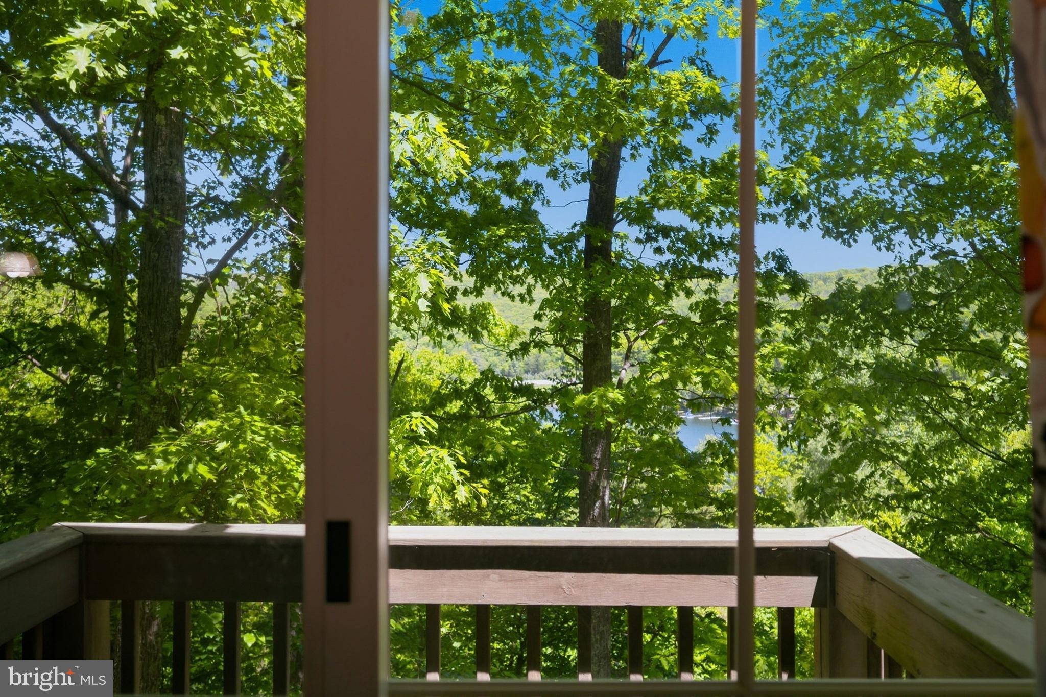 WATERSIDE AT WISP - Residential