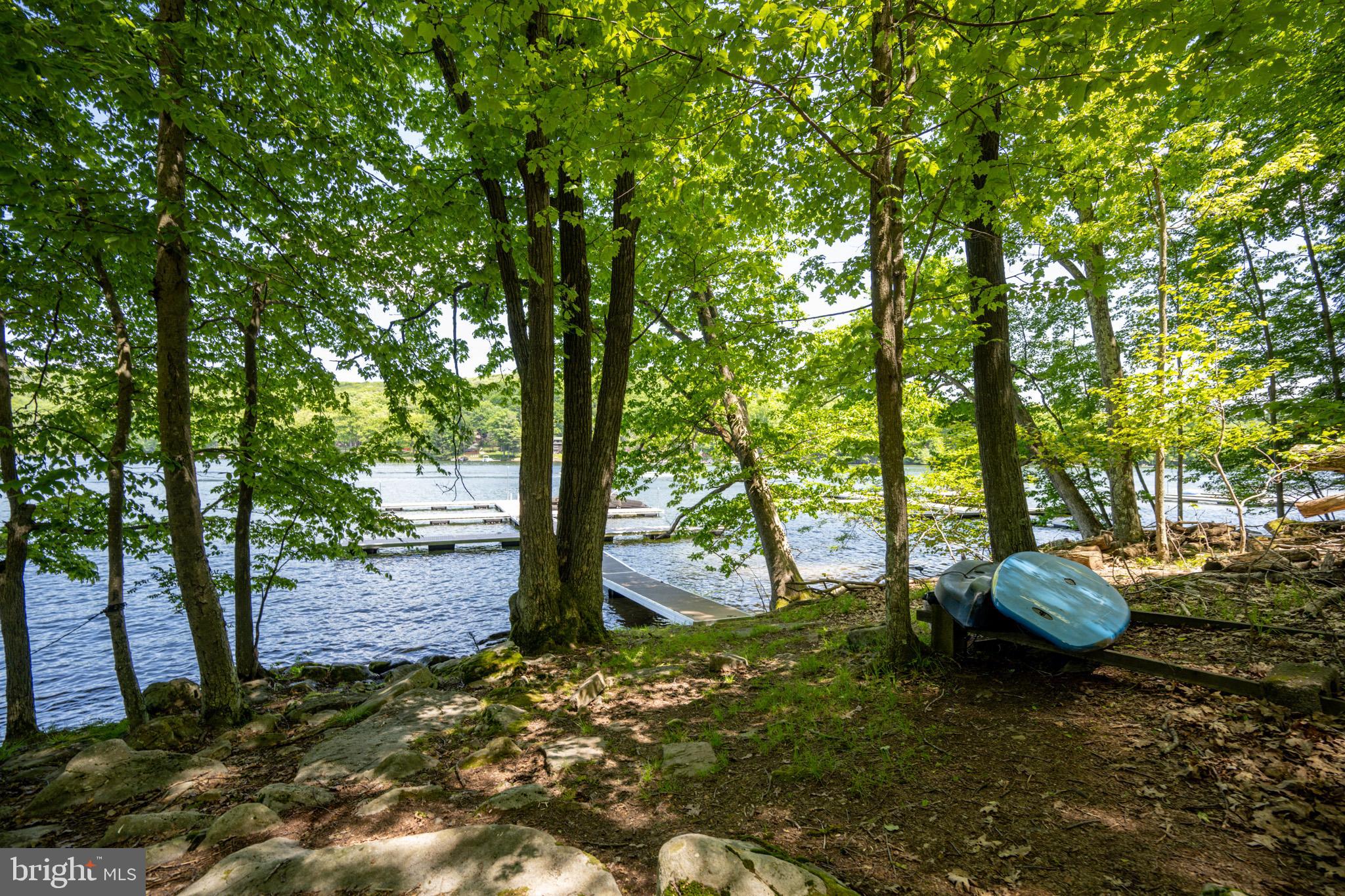 WATERSIDE AT WISP - Residential