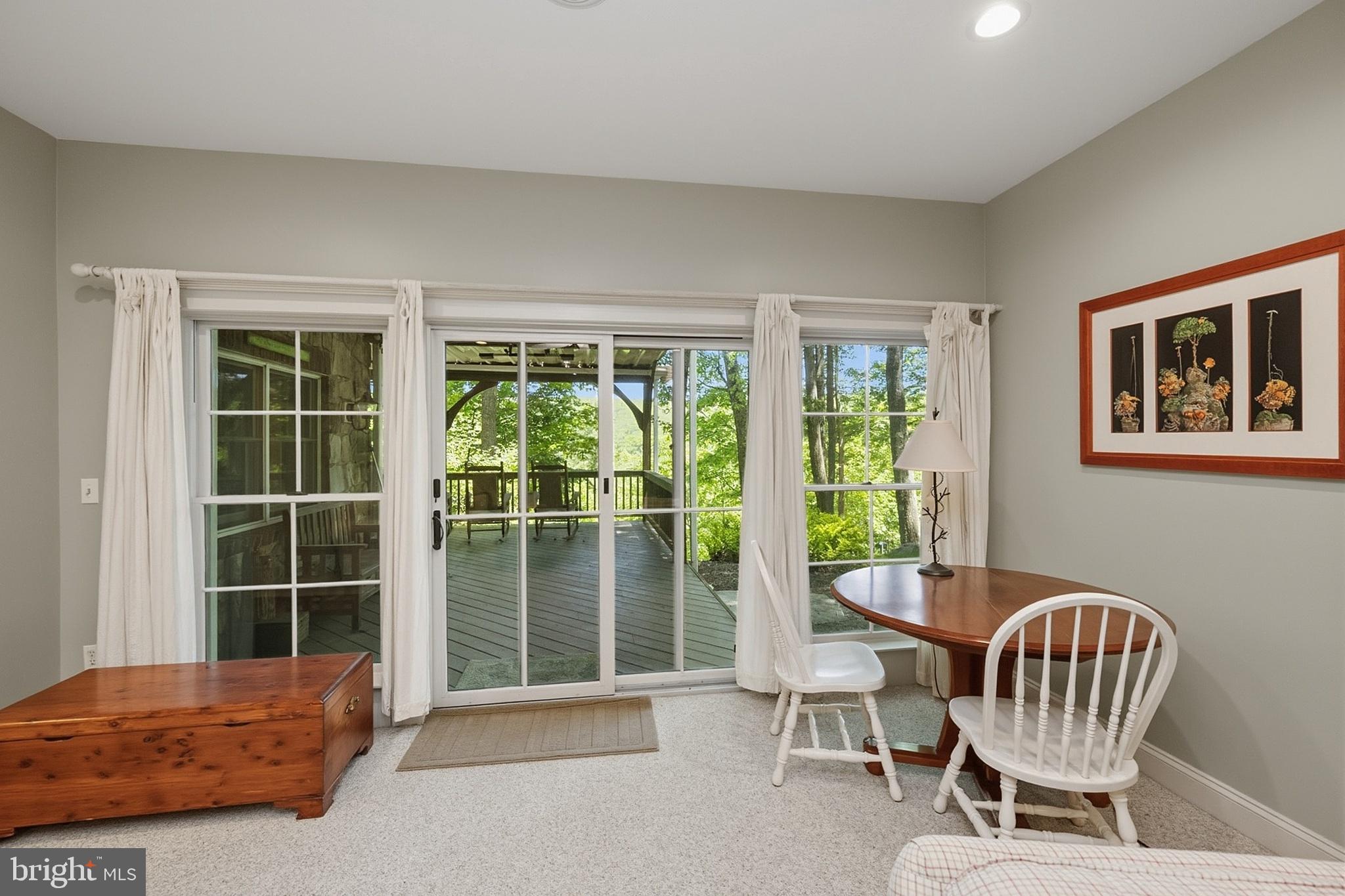 WATERSIDE AT WISP - Residential