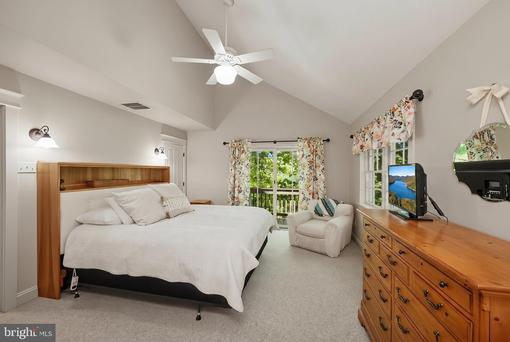WATERSIDE AT WISP - Residential