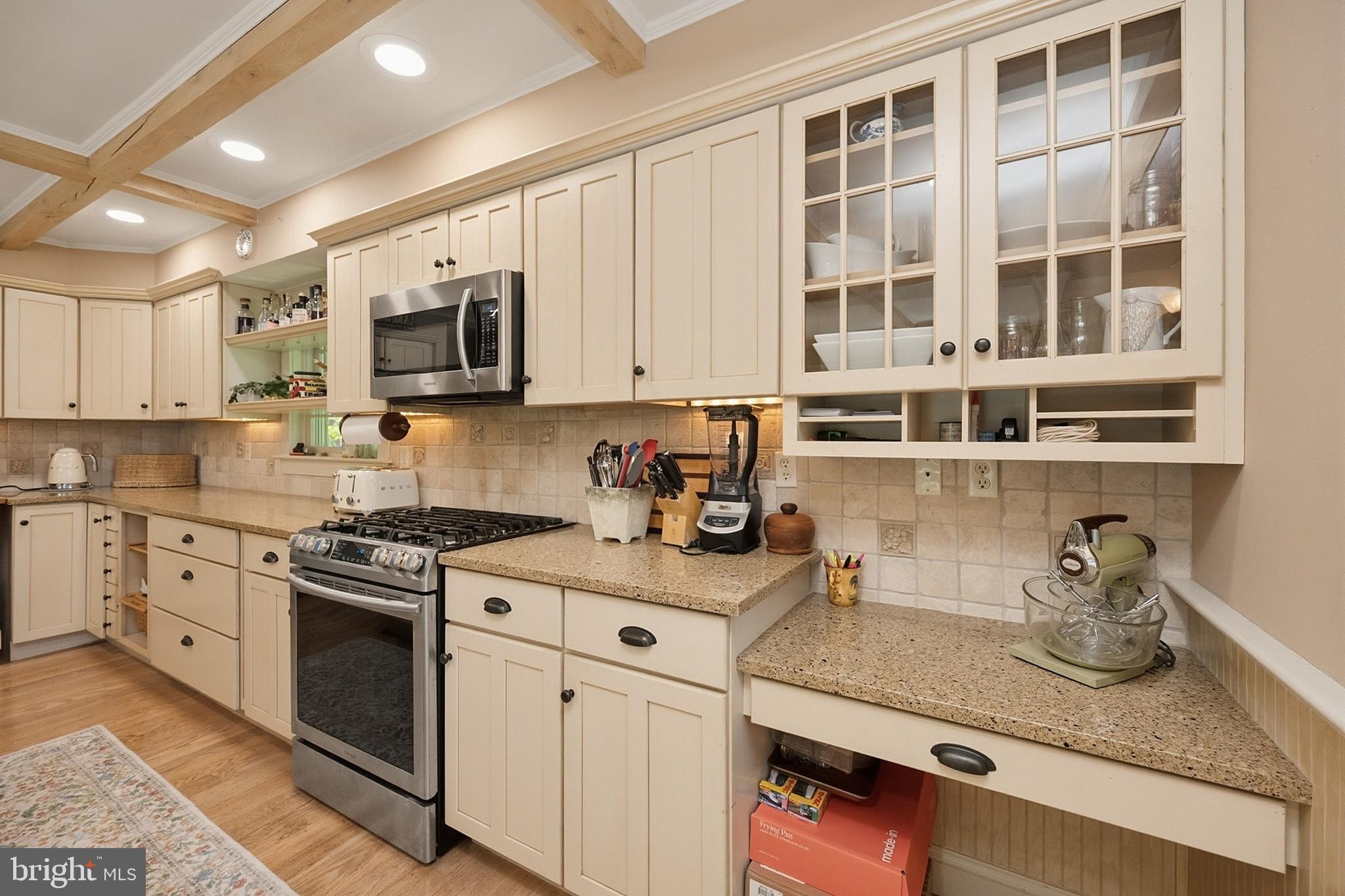WATERSIDE AT WISP - Residential