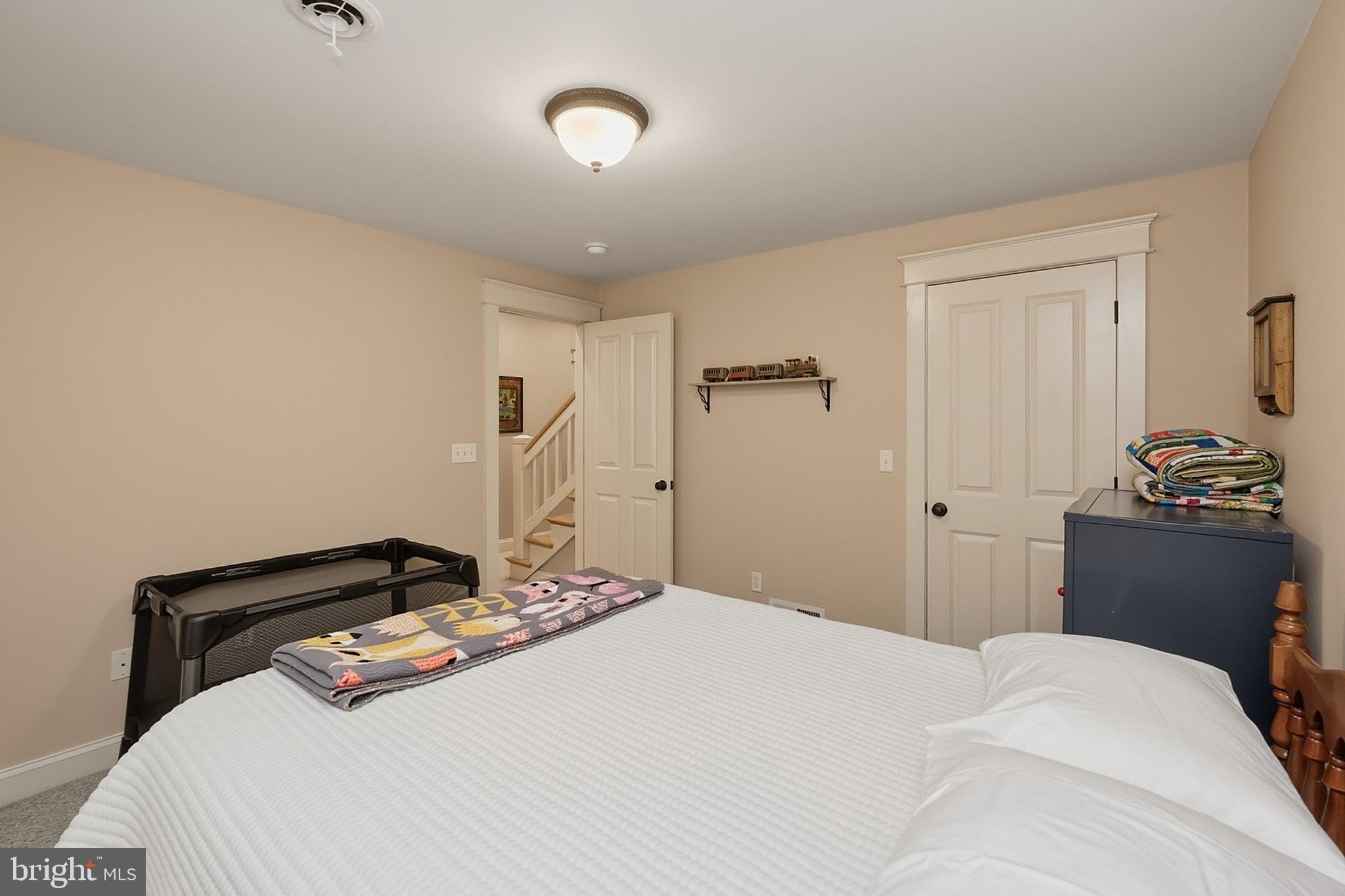 WATERSIDE AT WISP - Residential