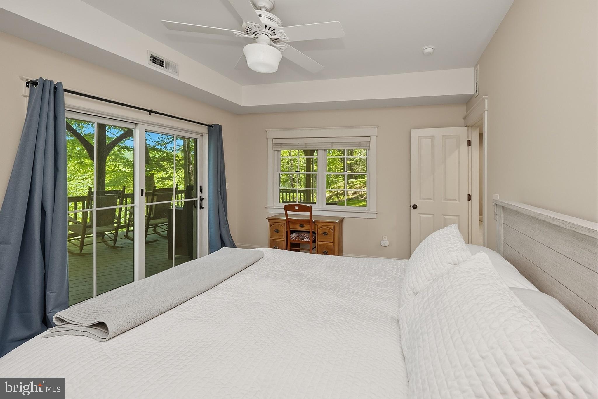 WATERSIDE AT WISP - Residential