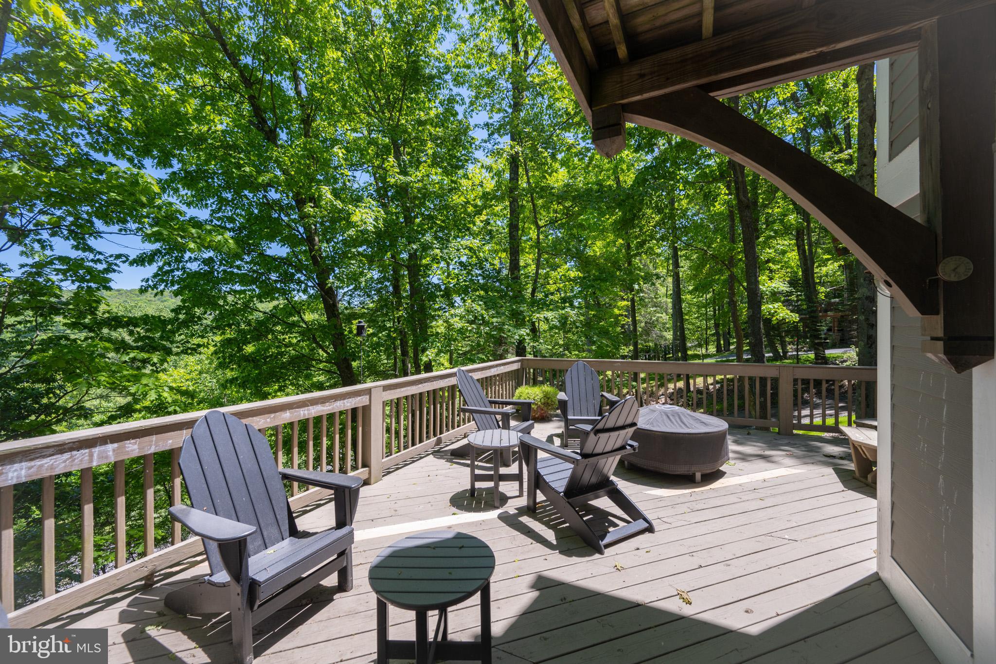 WATERSIDE AT WISP - Residential