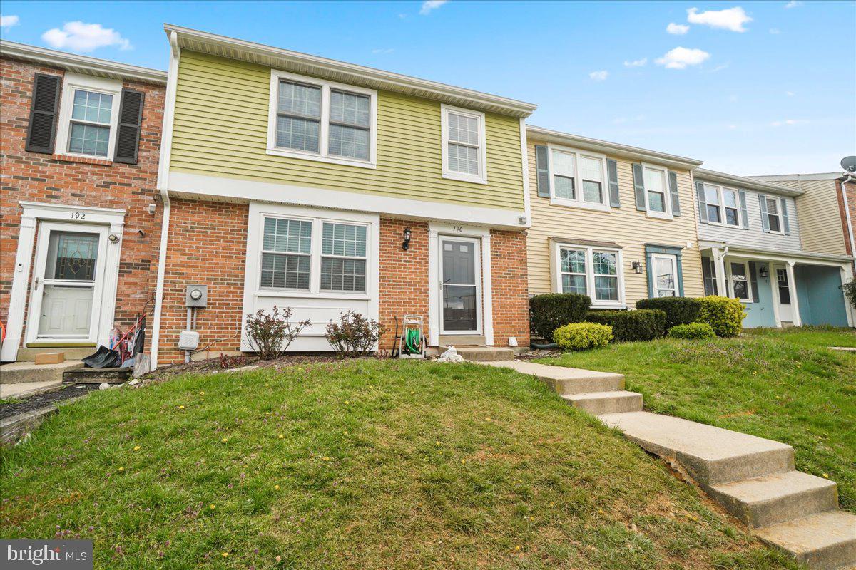AMBER MEADOWS - Residential