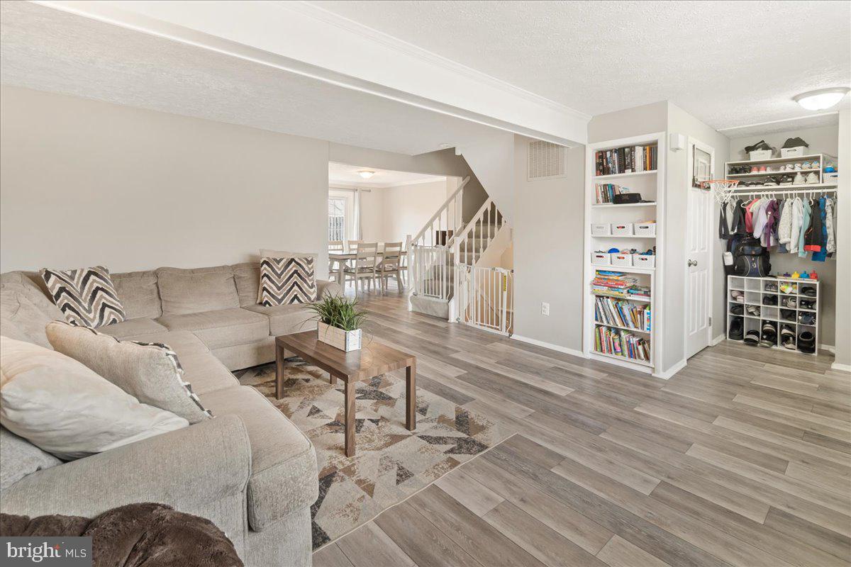 AMBER MEADOWS - Residential