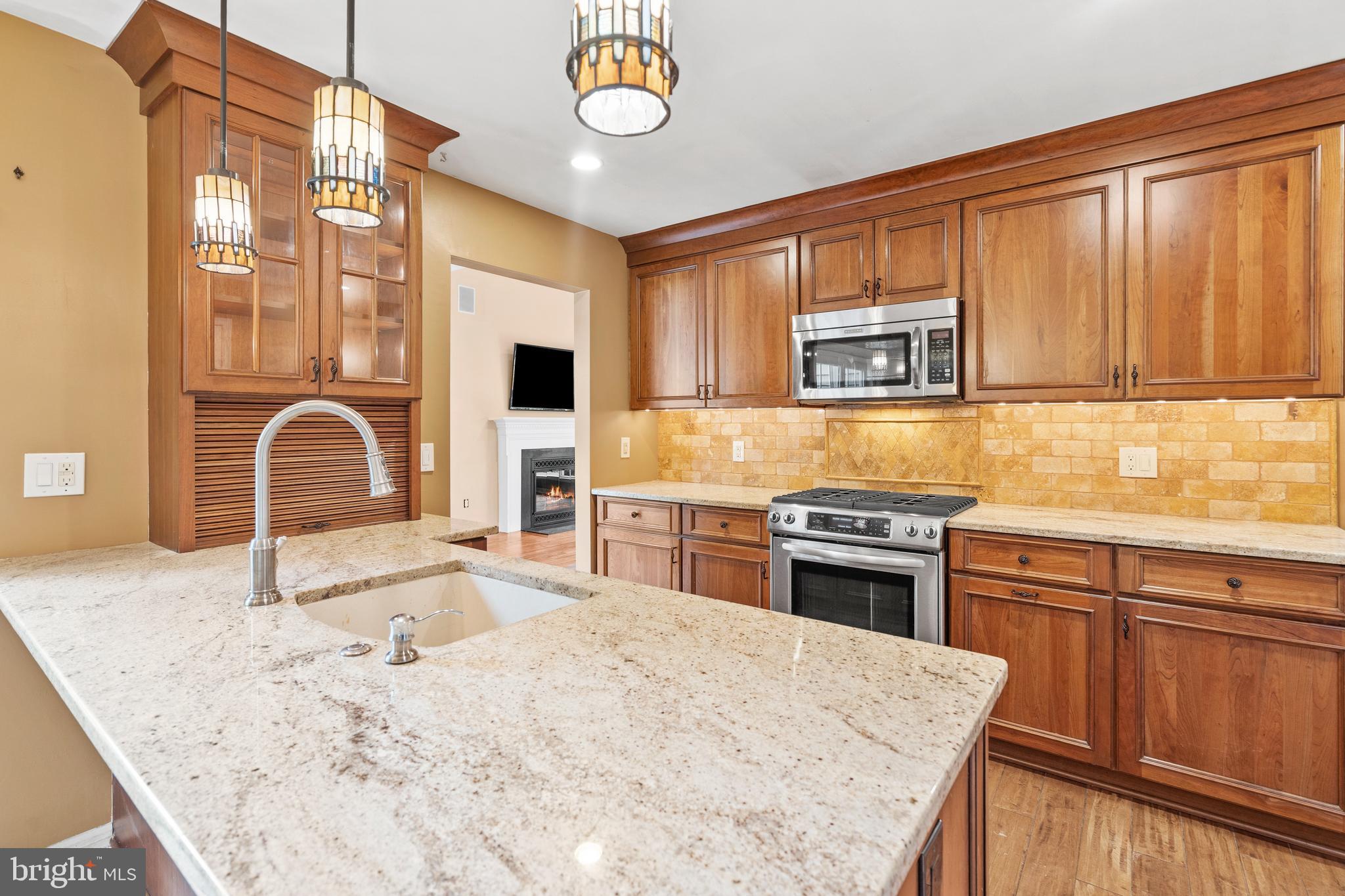 BLUE BELL WOODS - Residential