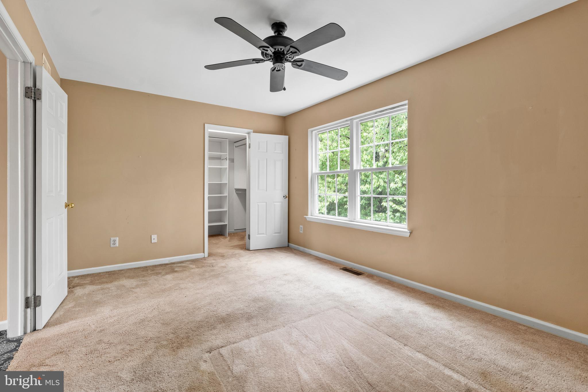 BLUE BELL WOODS - Residential