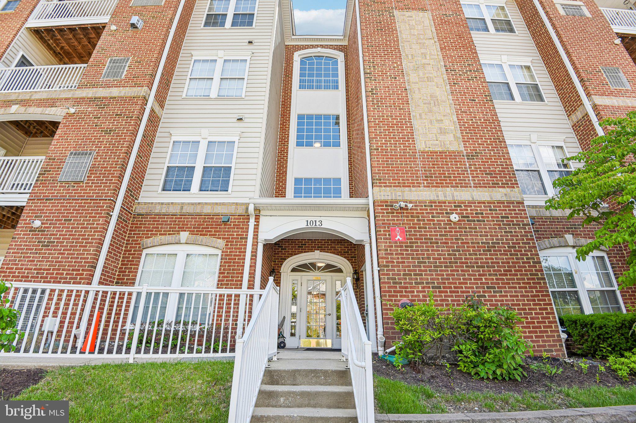 EDEN BROOK - Residential