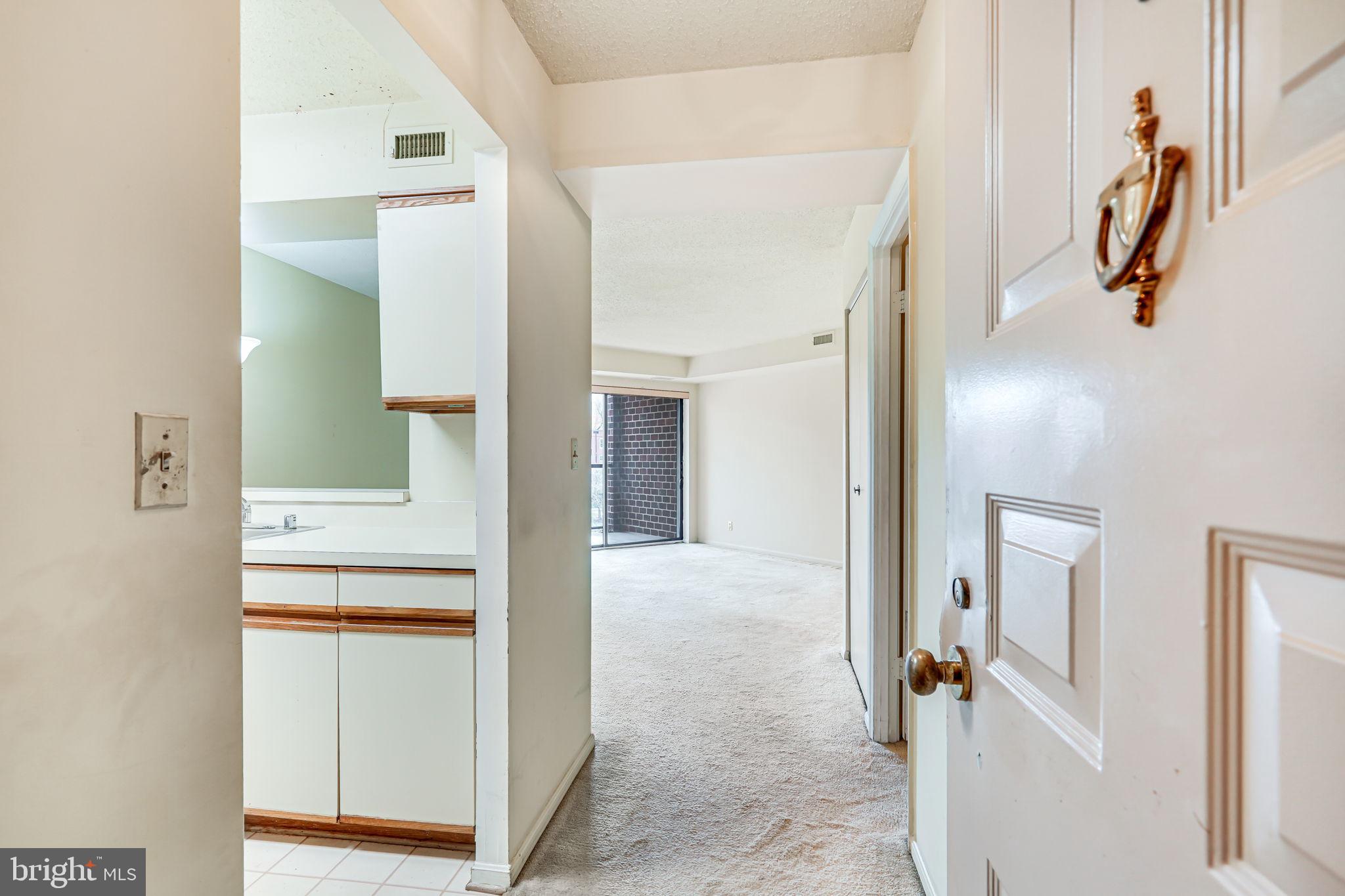 ASTORIA CONDOMINIUM - Residential