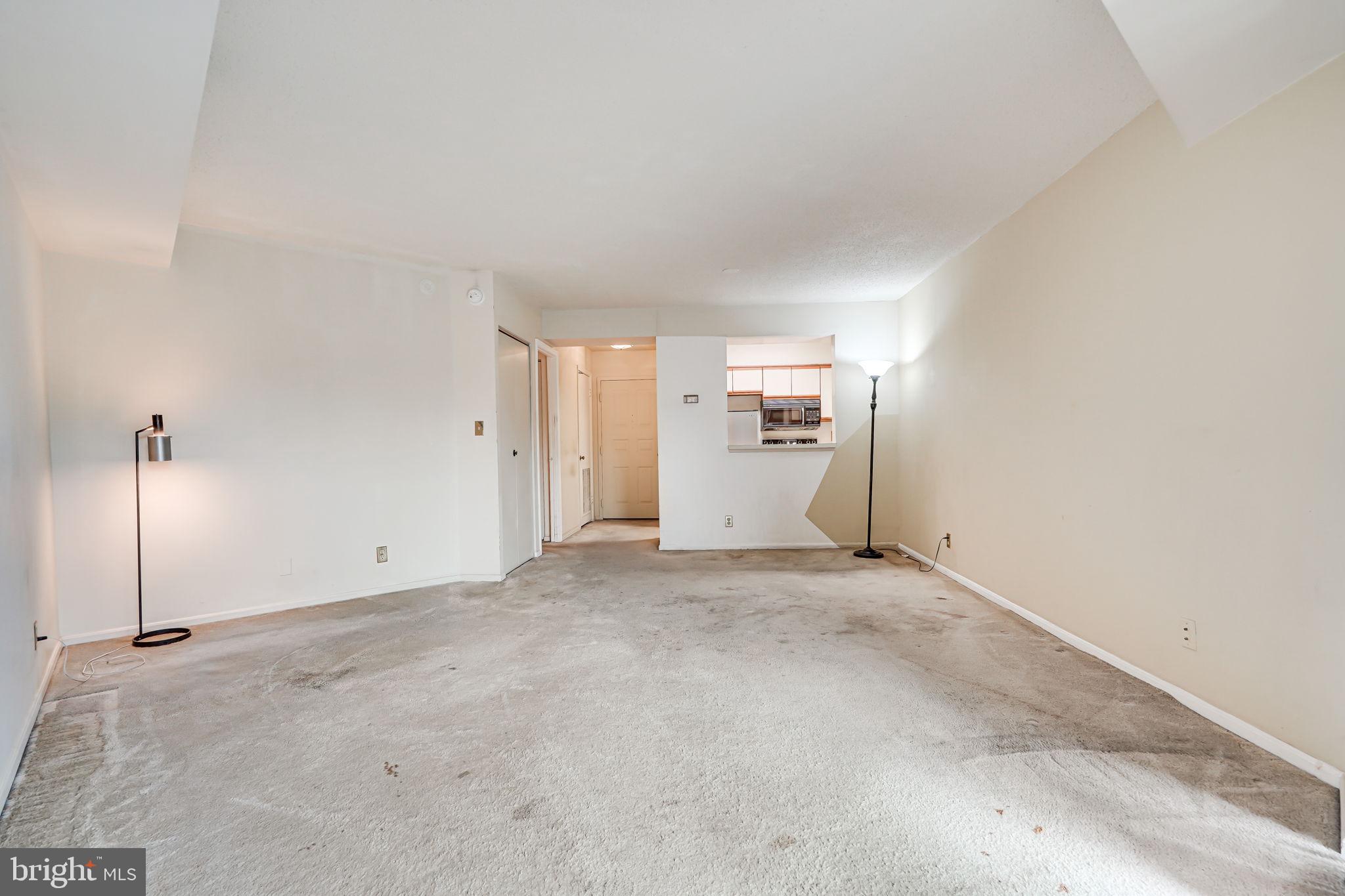ASTORIA CONDOMINIUM - Residential