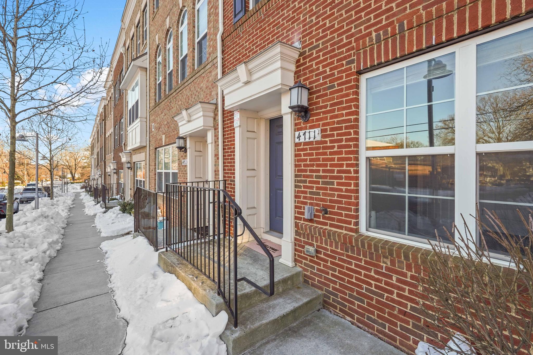 METROPOLITAN AT COLLEGE PARK - Residential