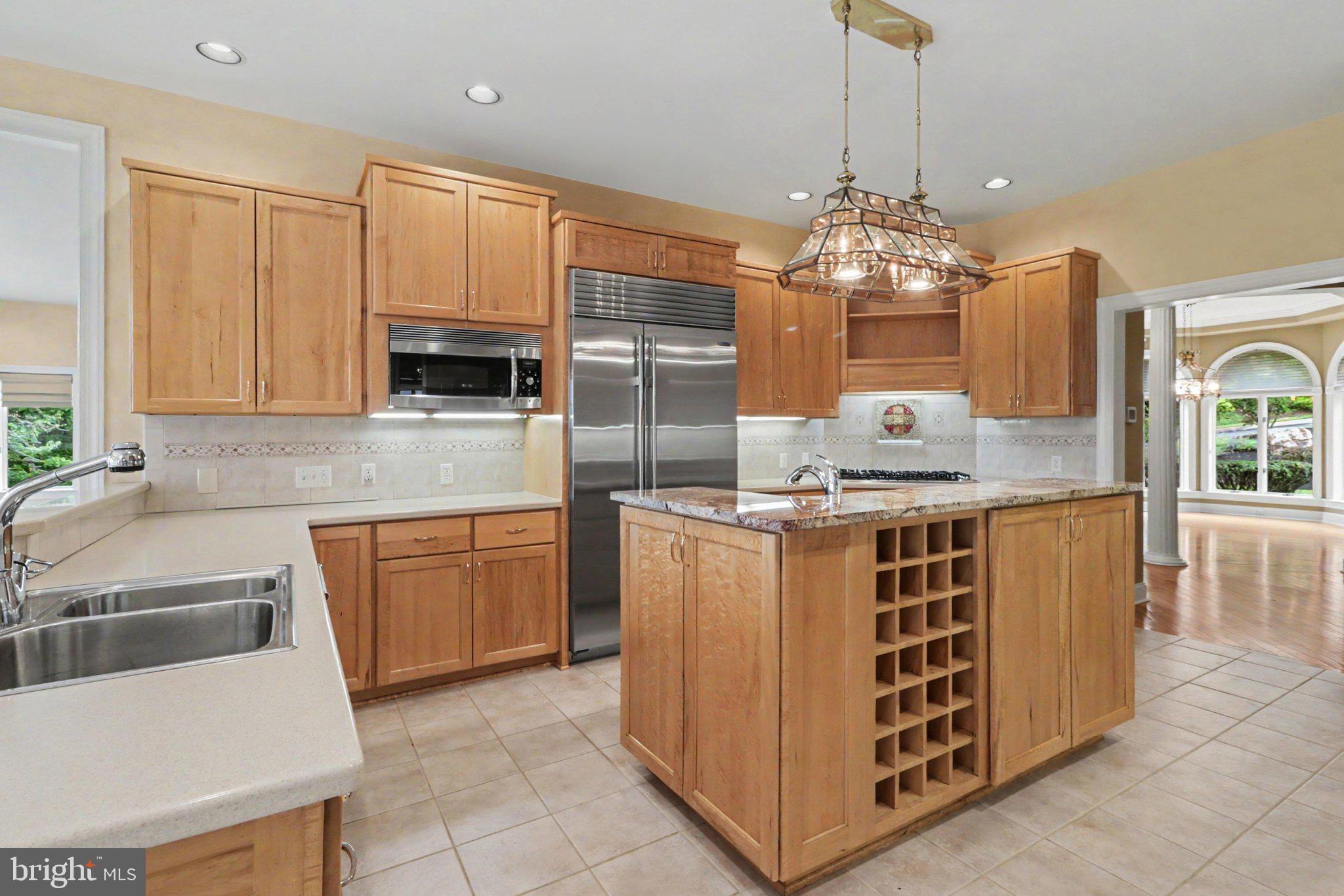 FOREST HILLS - Residential