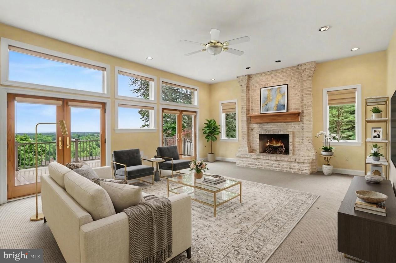 FOREST HILLS - Residential