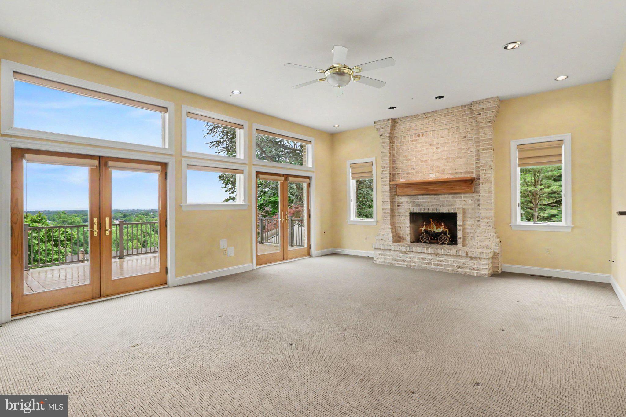 FOREST HILLS - Residential