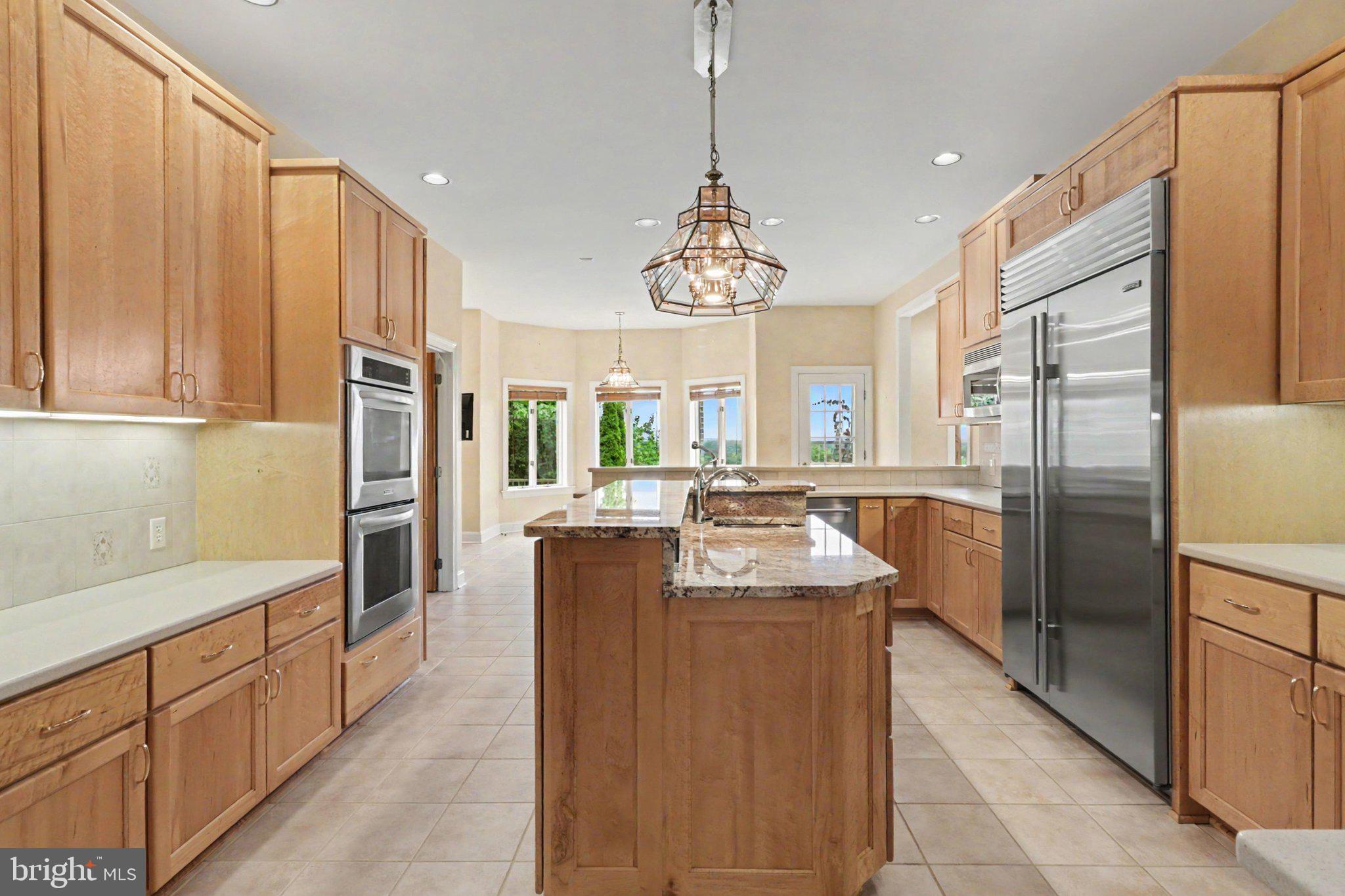 FOREST HILLS - Residential