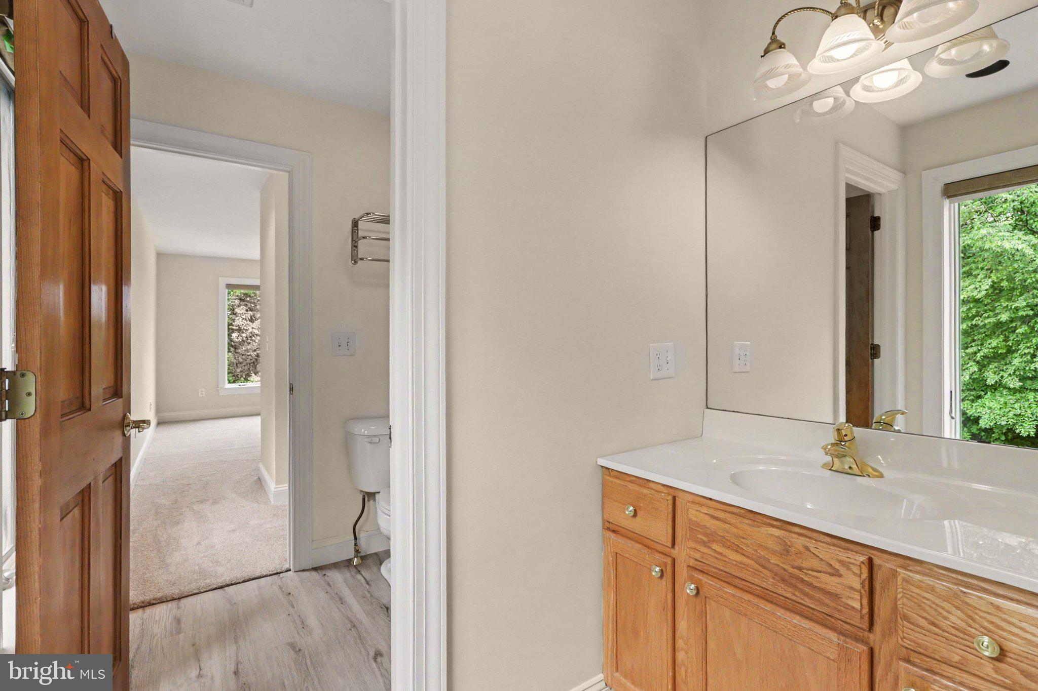 FOREST HILLS - Residential
