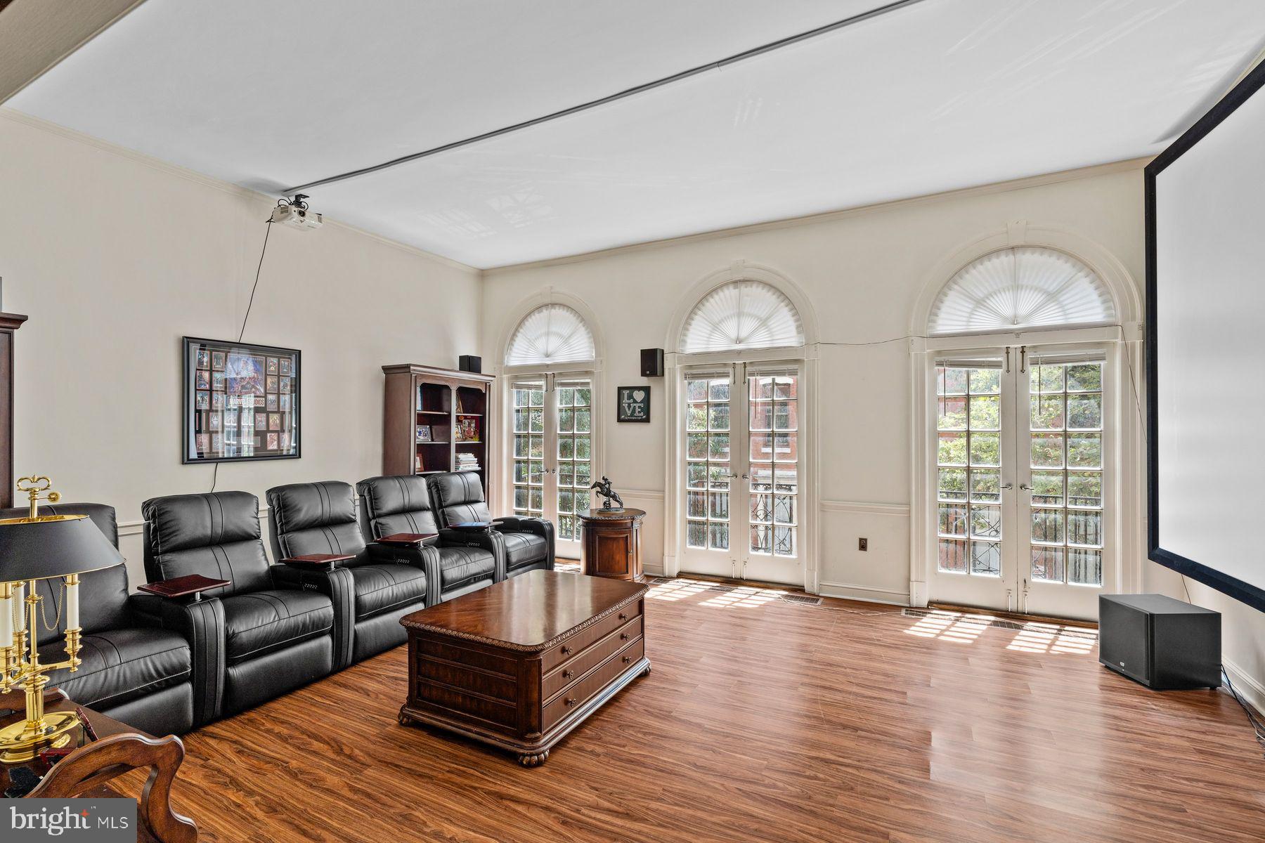 RITTENHOUSE SQUARE - Residential