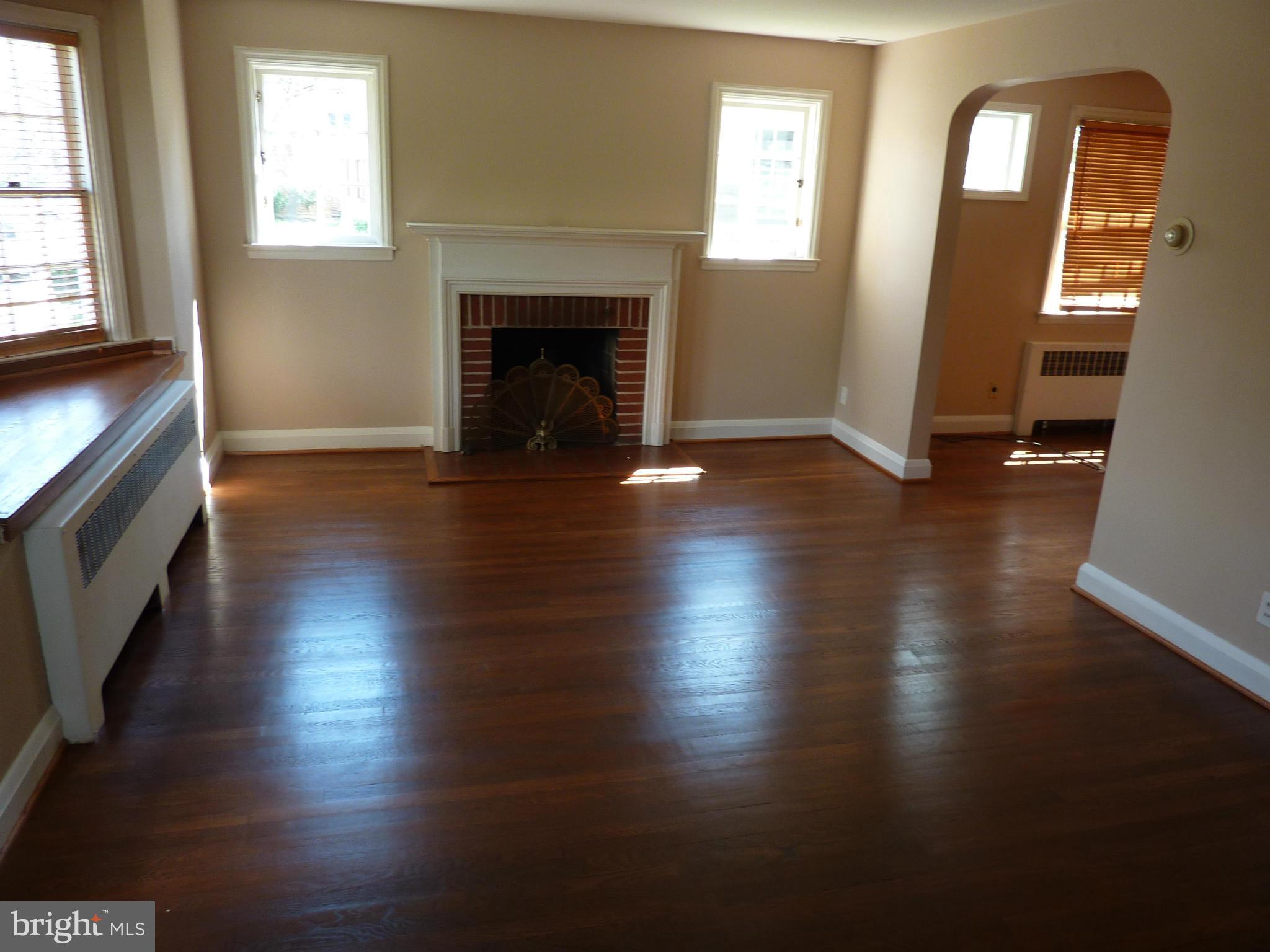 WEST HILLS - Residential