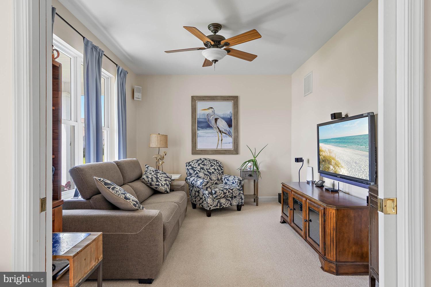 SWANN COVE - Residential
