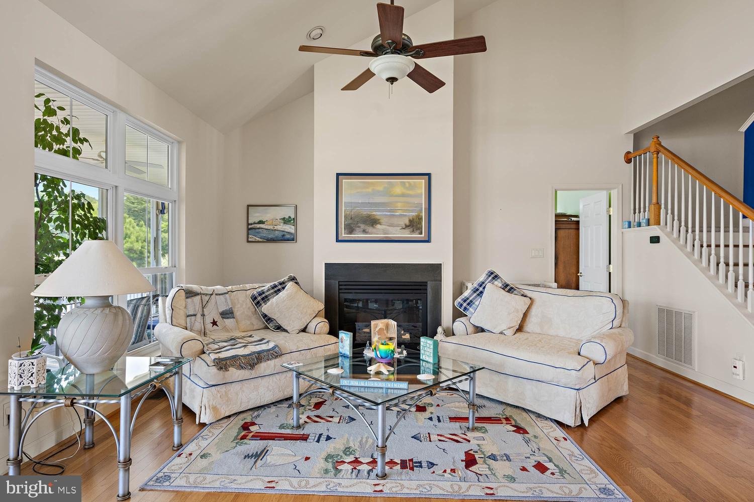 SWANN COVE - Residential