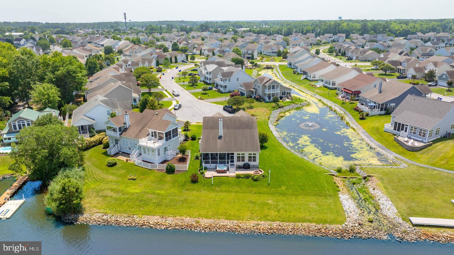 SWANN COVE - Residential
