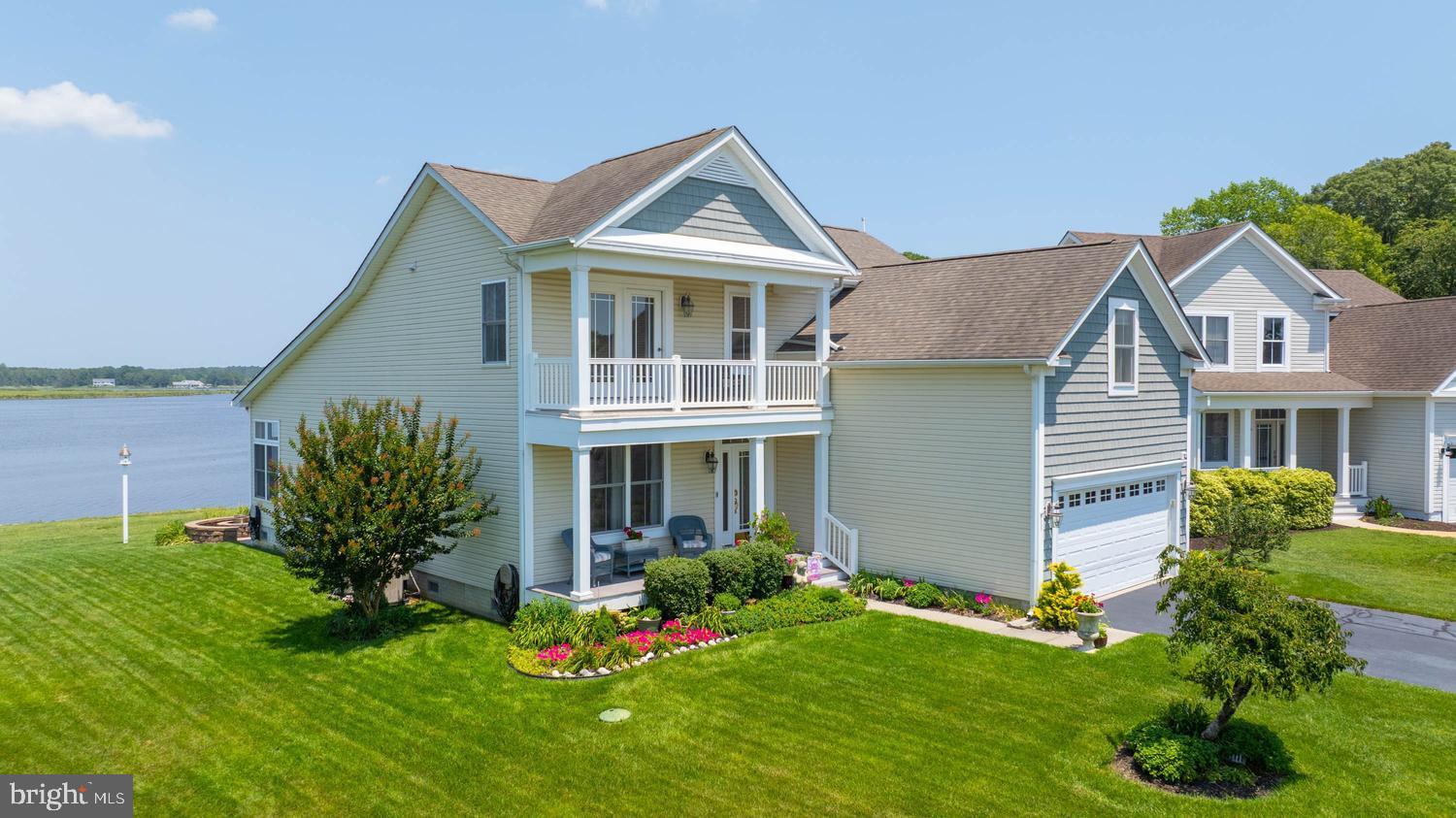 SWANN COVE - Residential