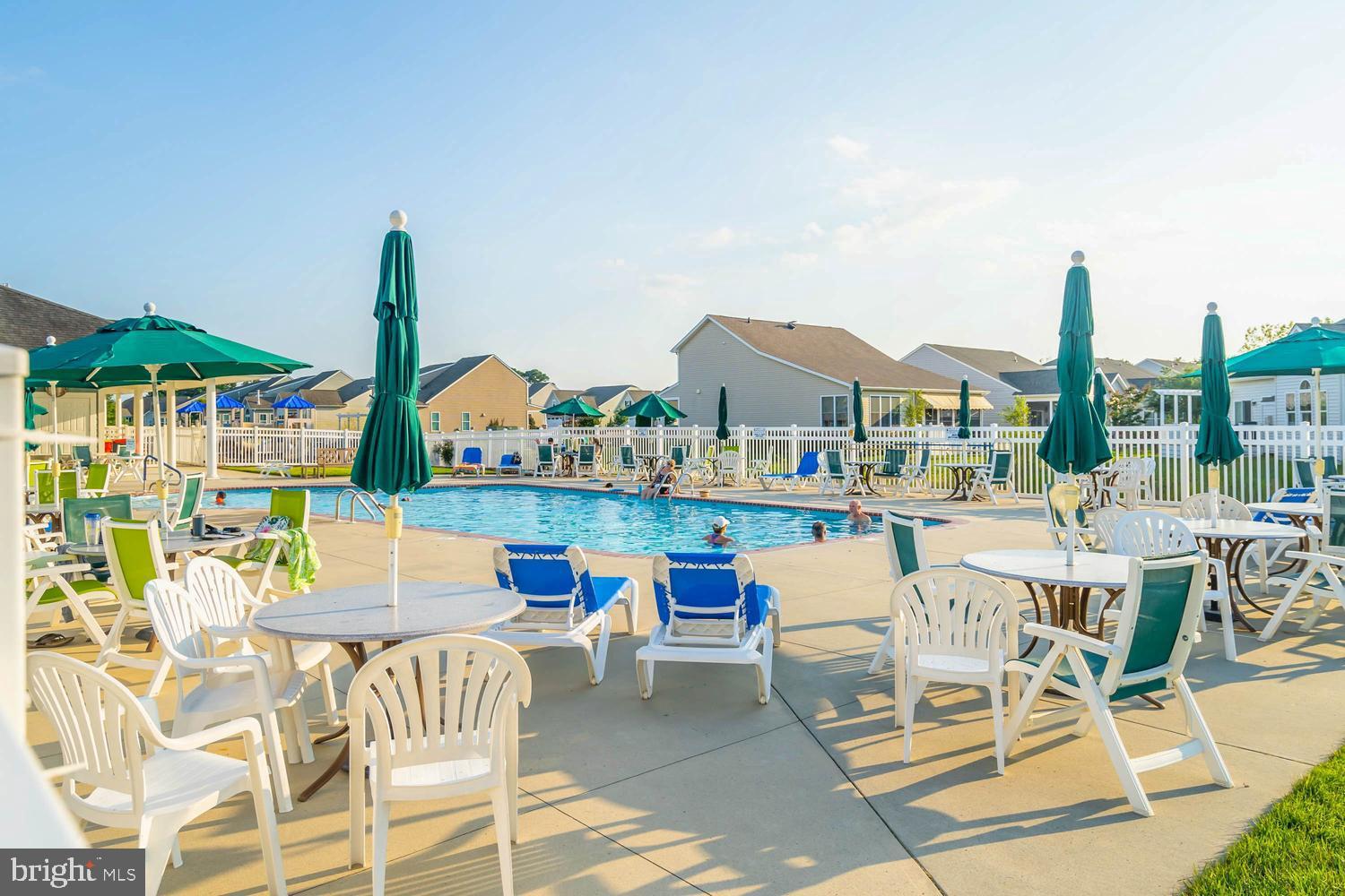 SWANN COVE - Residential