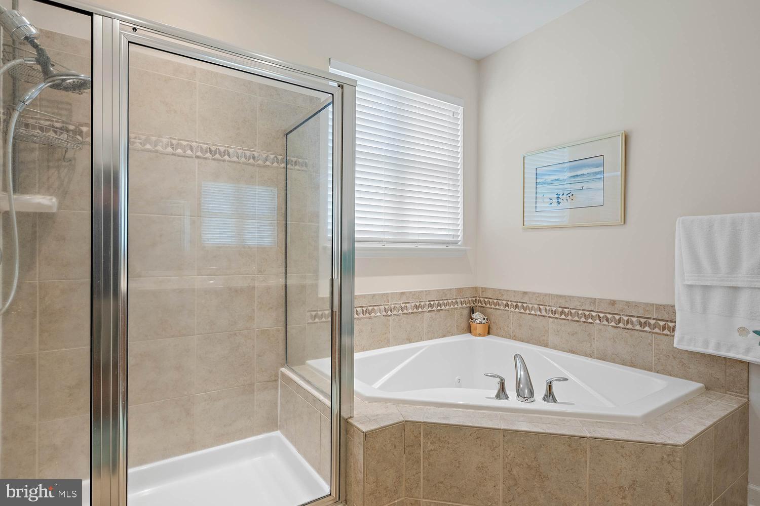 SWANN COVE - Residential