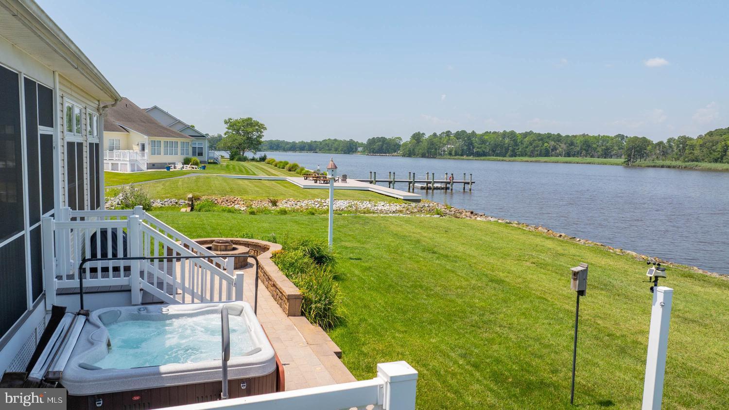 SWANN COVE - Residential