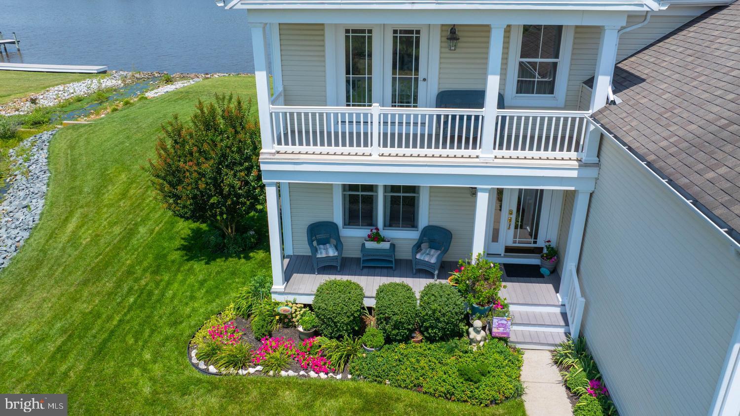 SWANN COVE - Residential