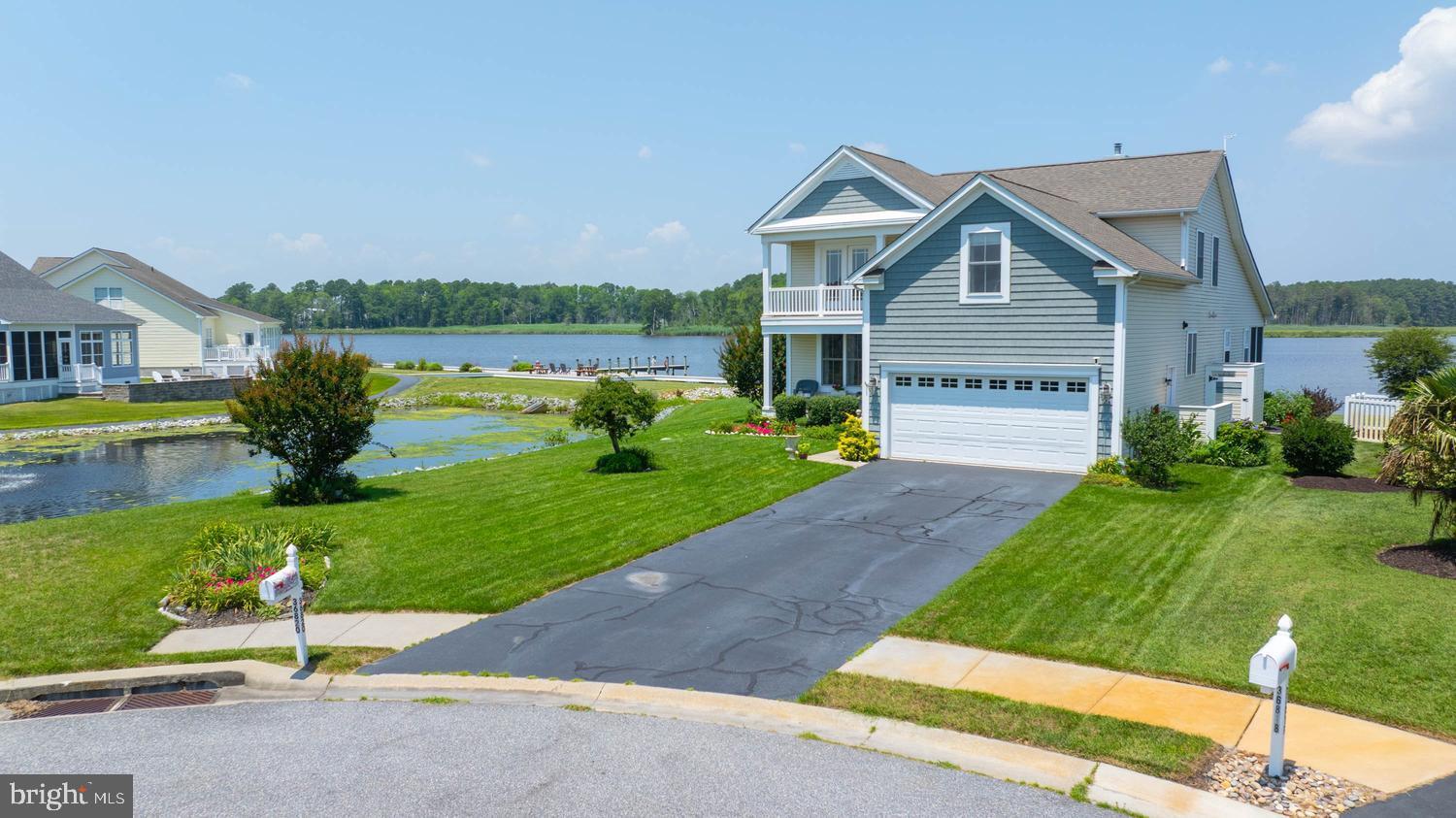 SWANN COVE - Residential