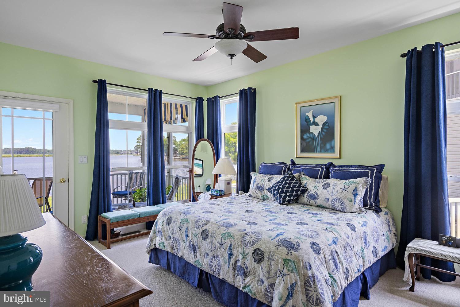 SWANN COVE - Residential