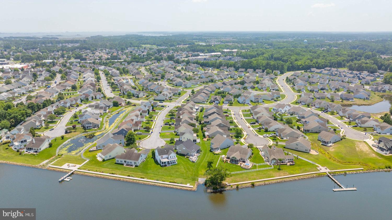 SWANN COVE - Residential