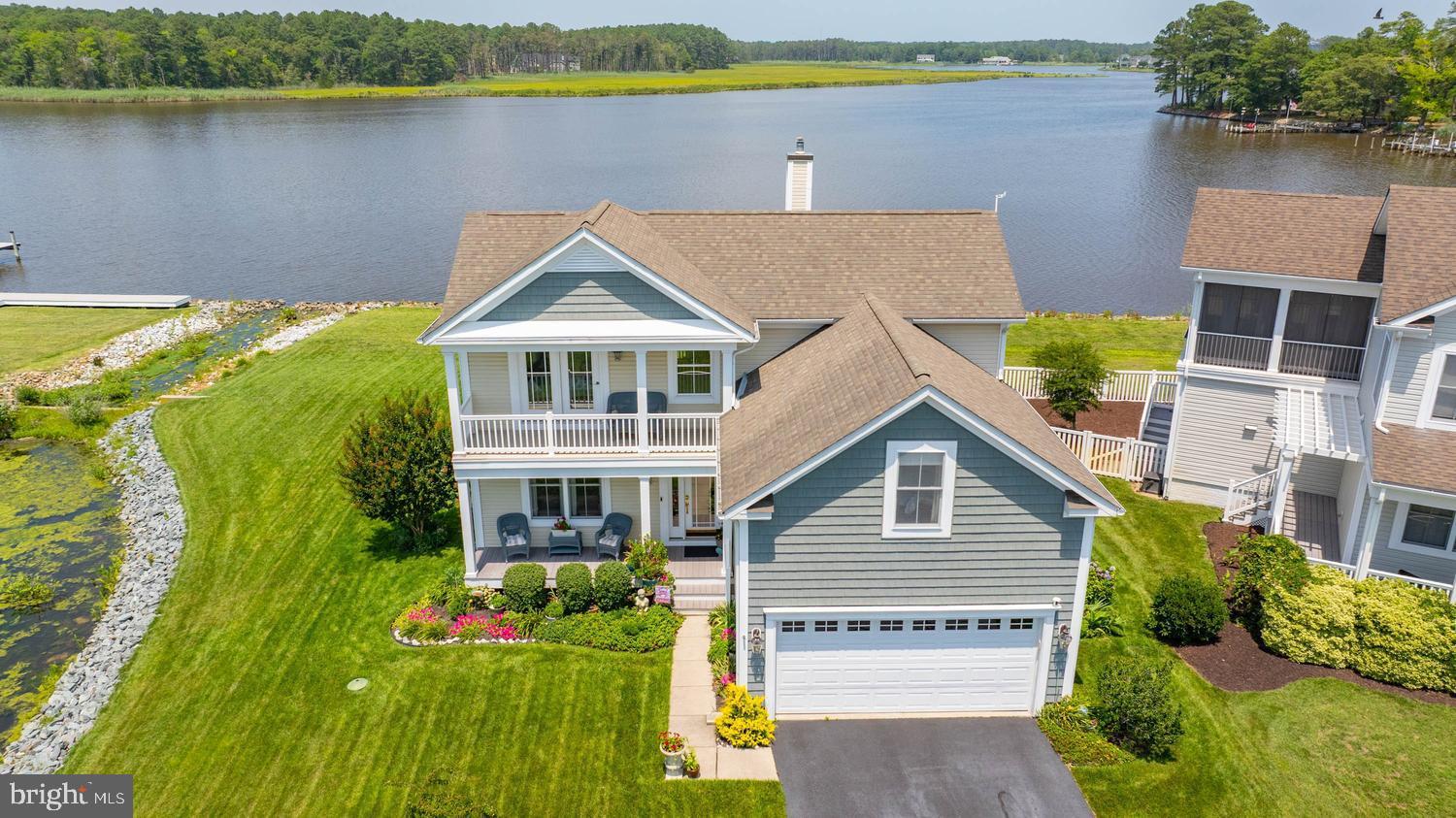 SWANN COVE - Residential
