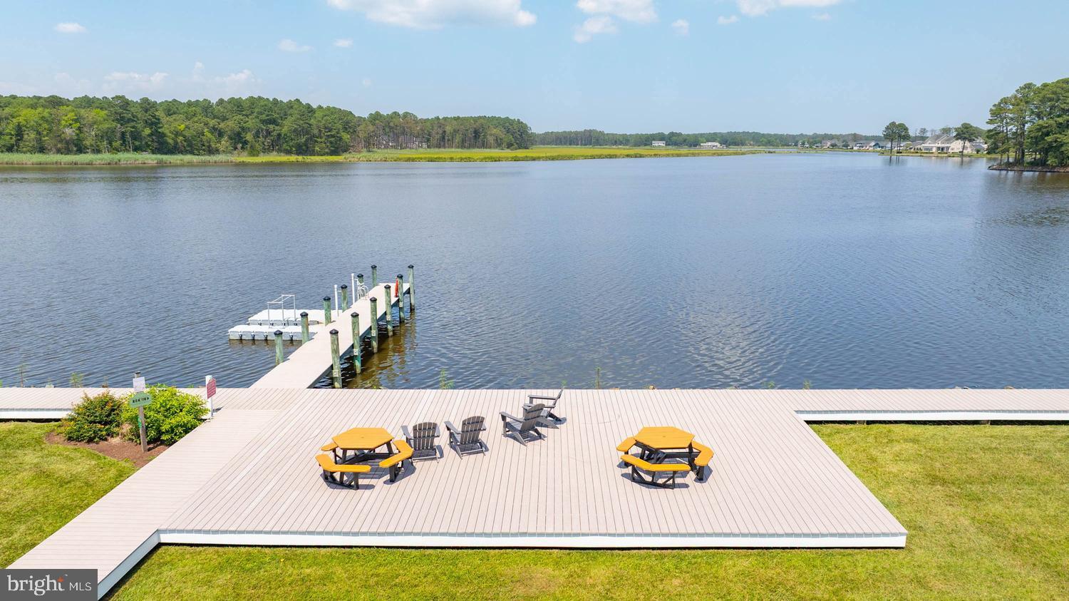 SWANN COVE - Residential