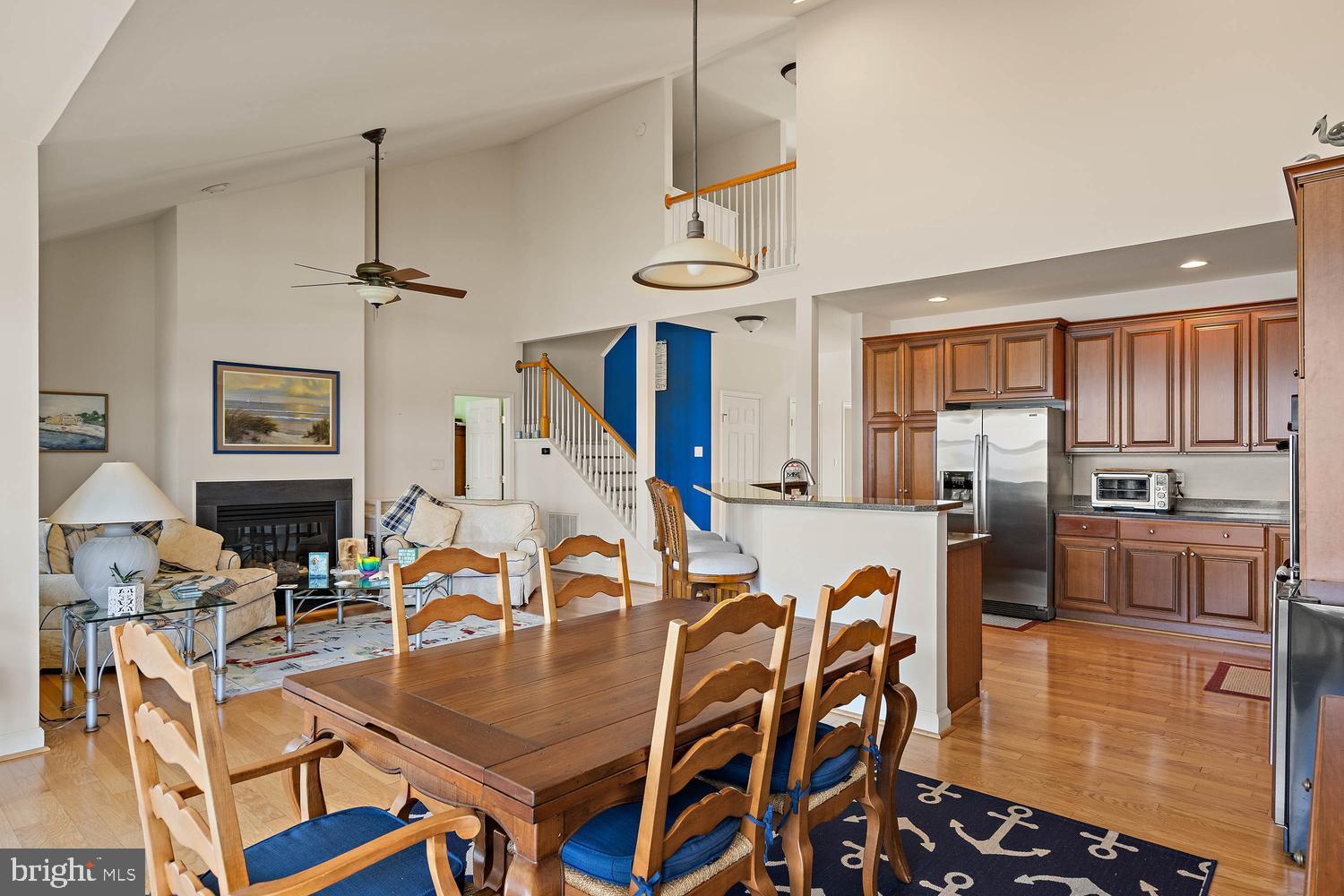 SWANN COVE - Residential