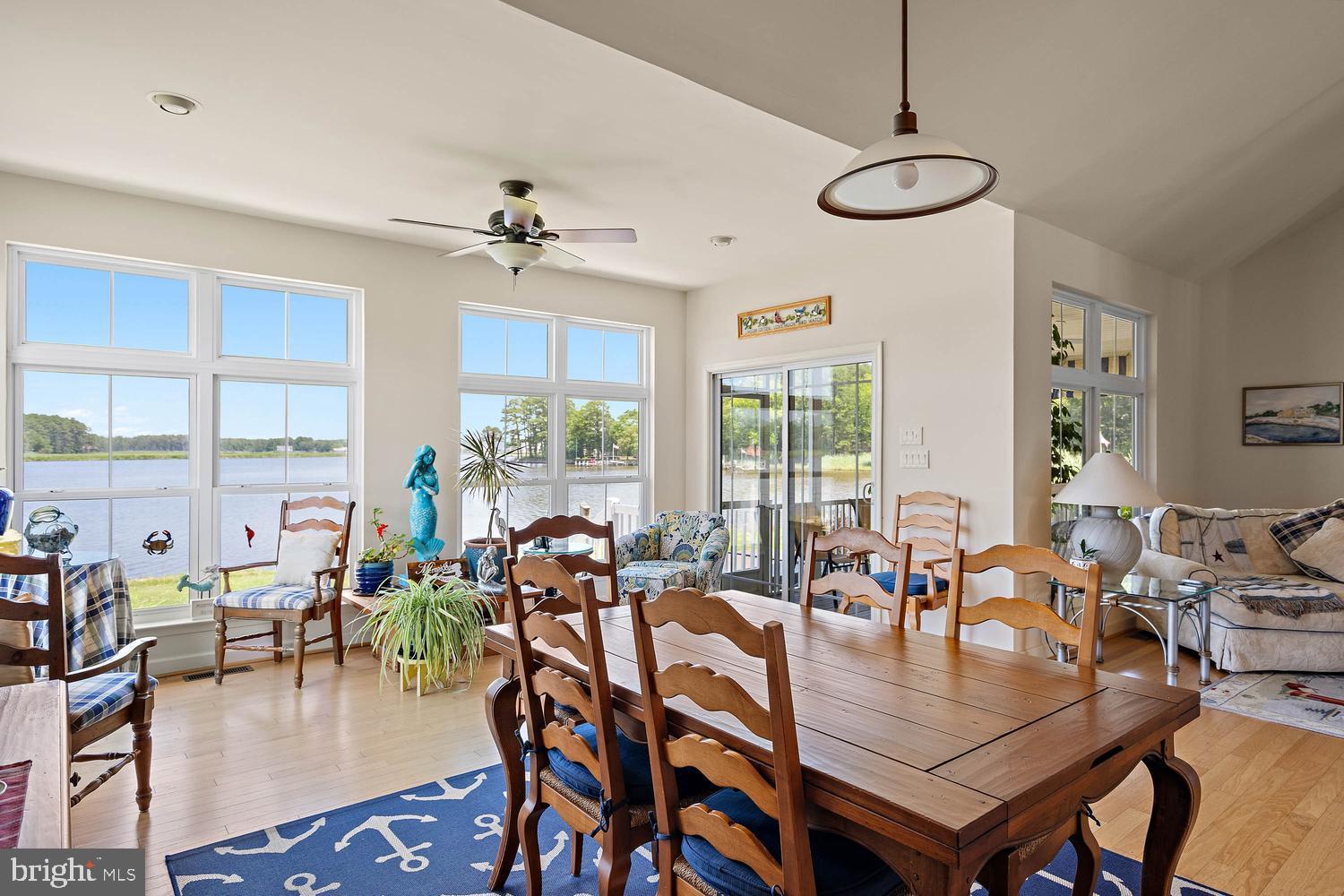 SWANN COVE - Residential