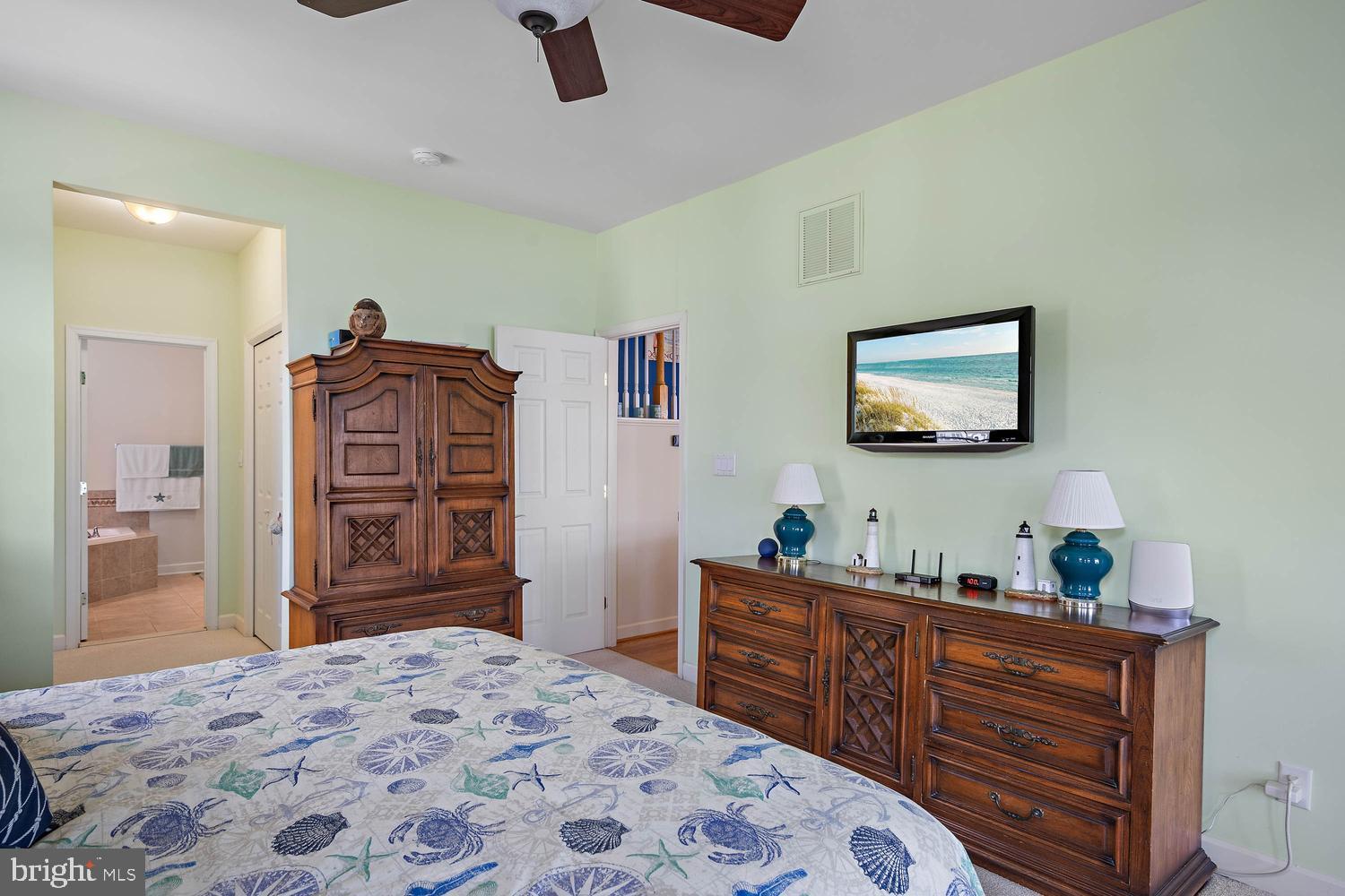 SWANN COVE - Residential