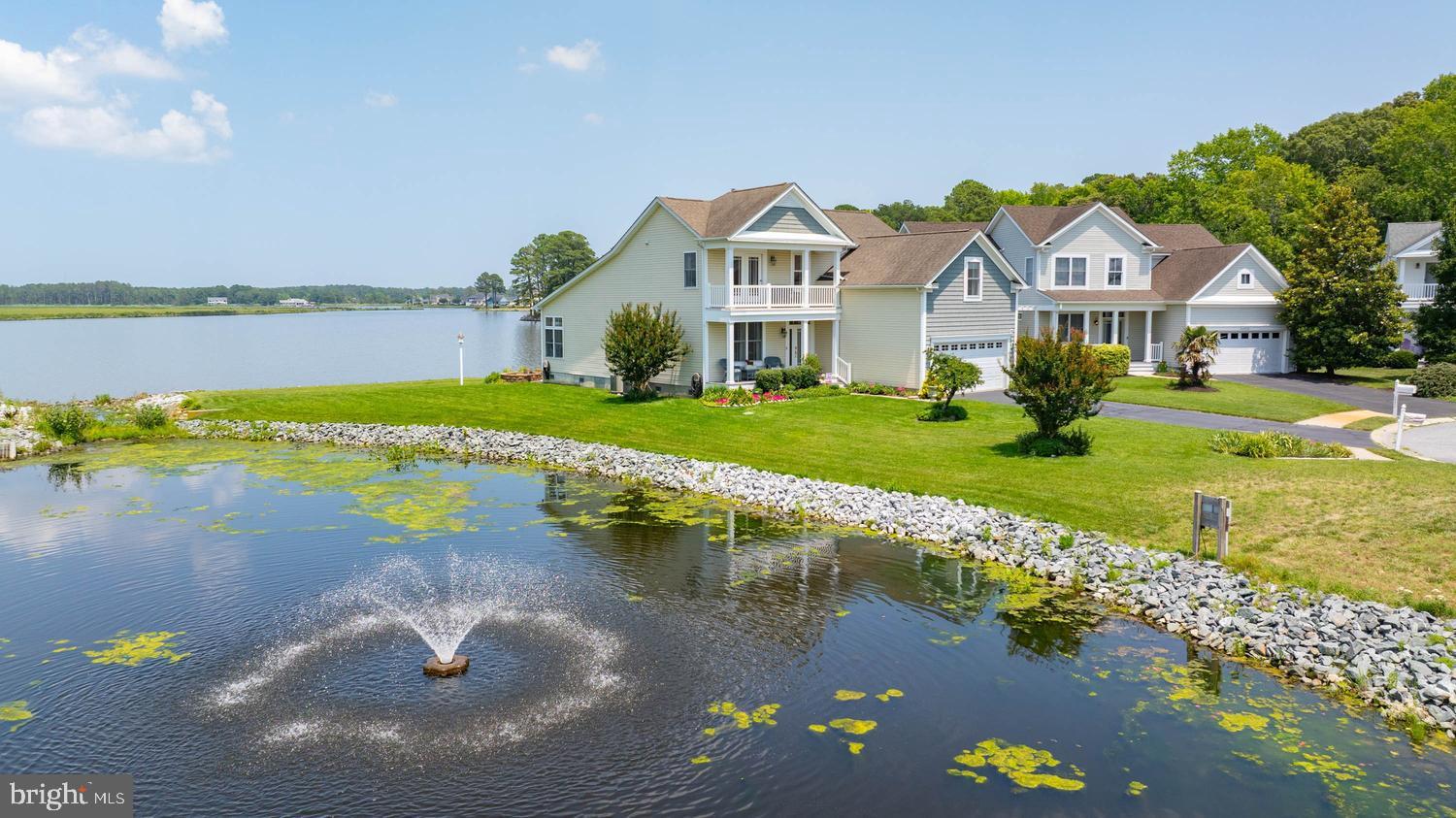 SWANN COVE - Residential