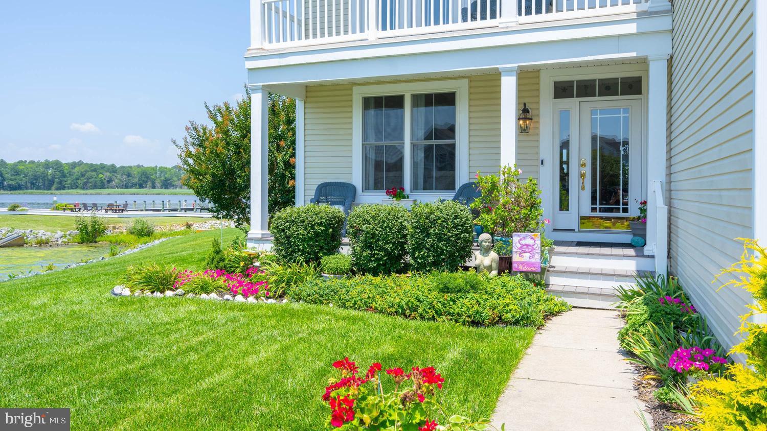 SWANN COVE - Residential